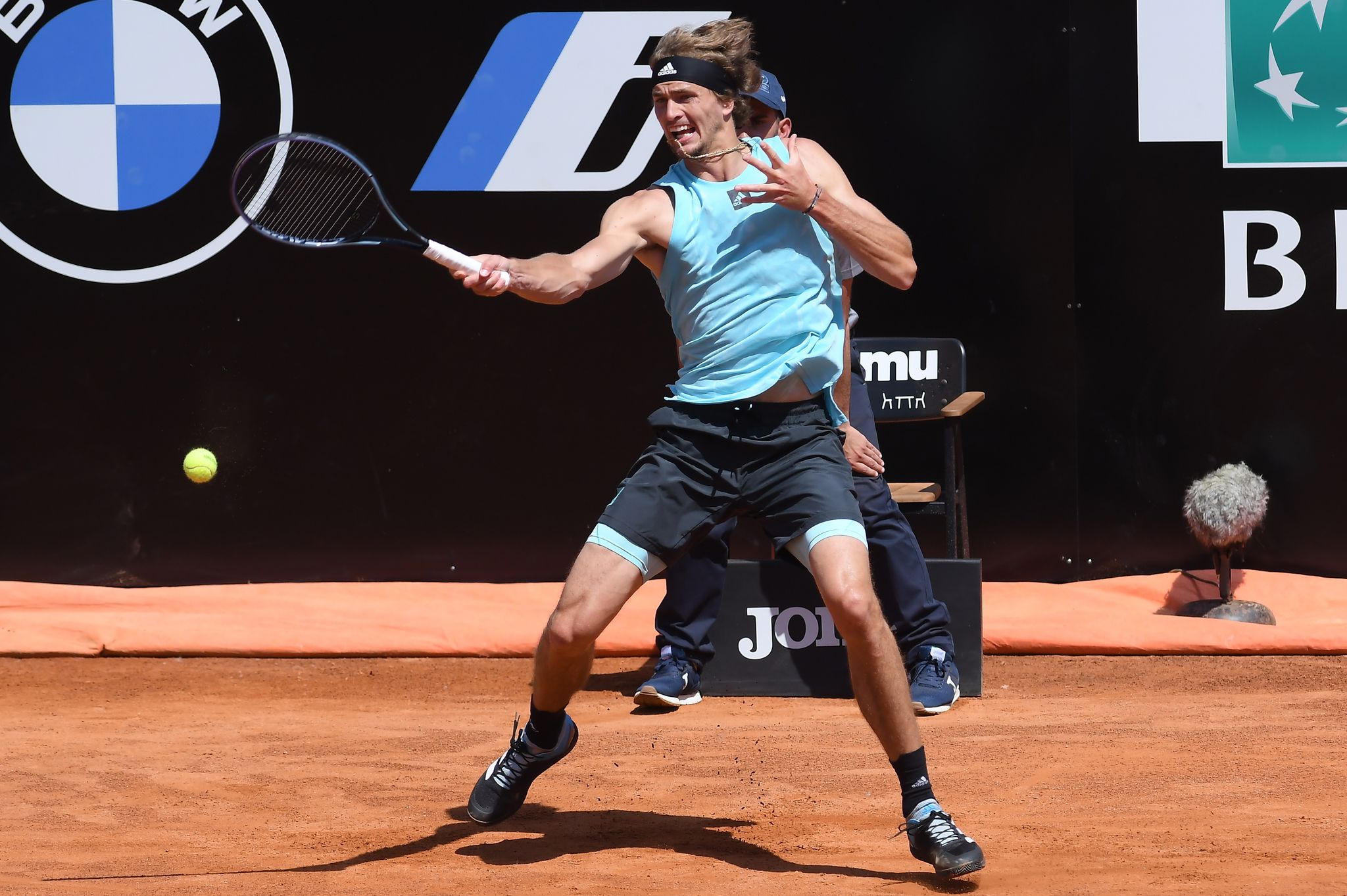 Zverev im Viertelfinale des Tennis-Masters von Rom