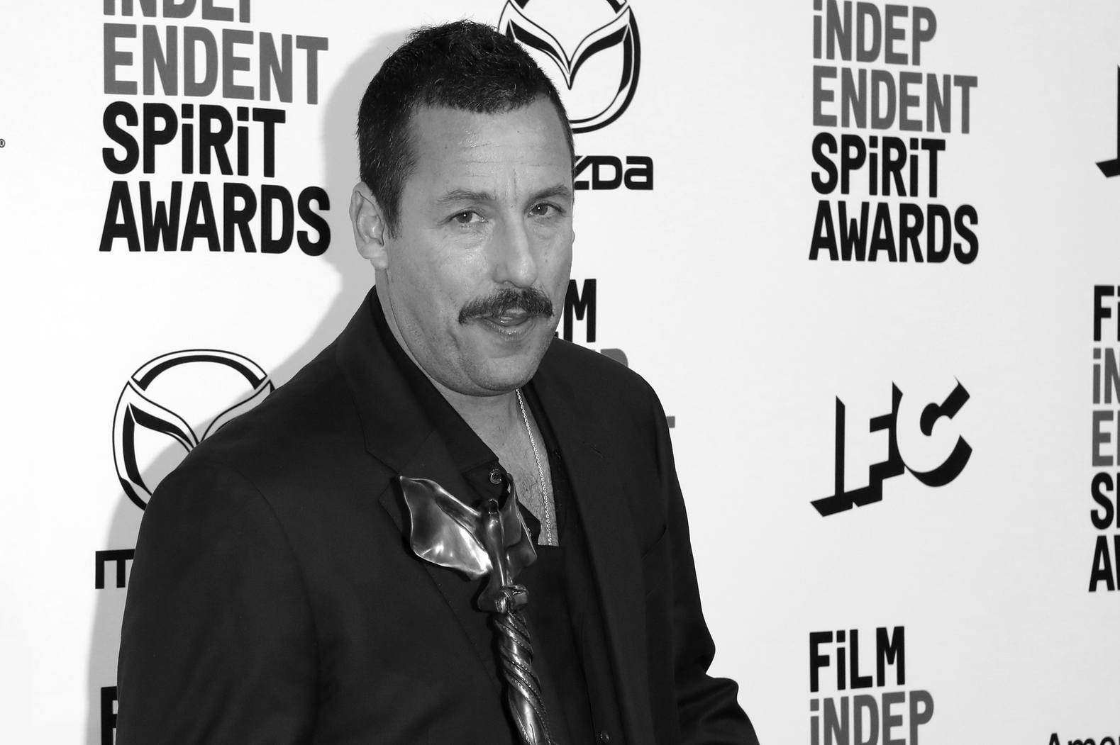 Adam Sandler für tot erklärt