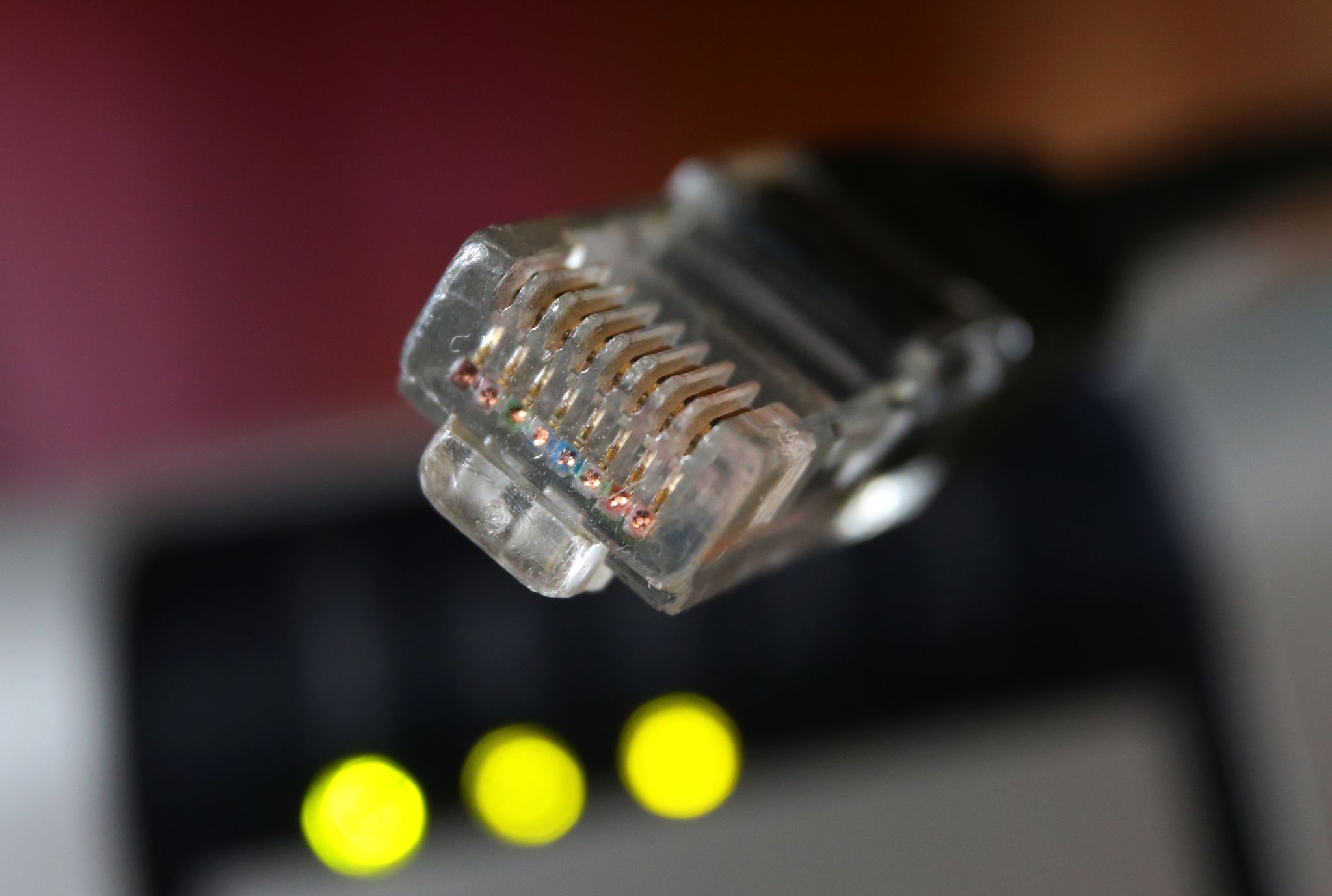 Umfrage: Mehr als jeder Dritte beklagt Internetprobleme
