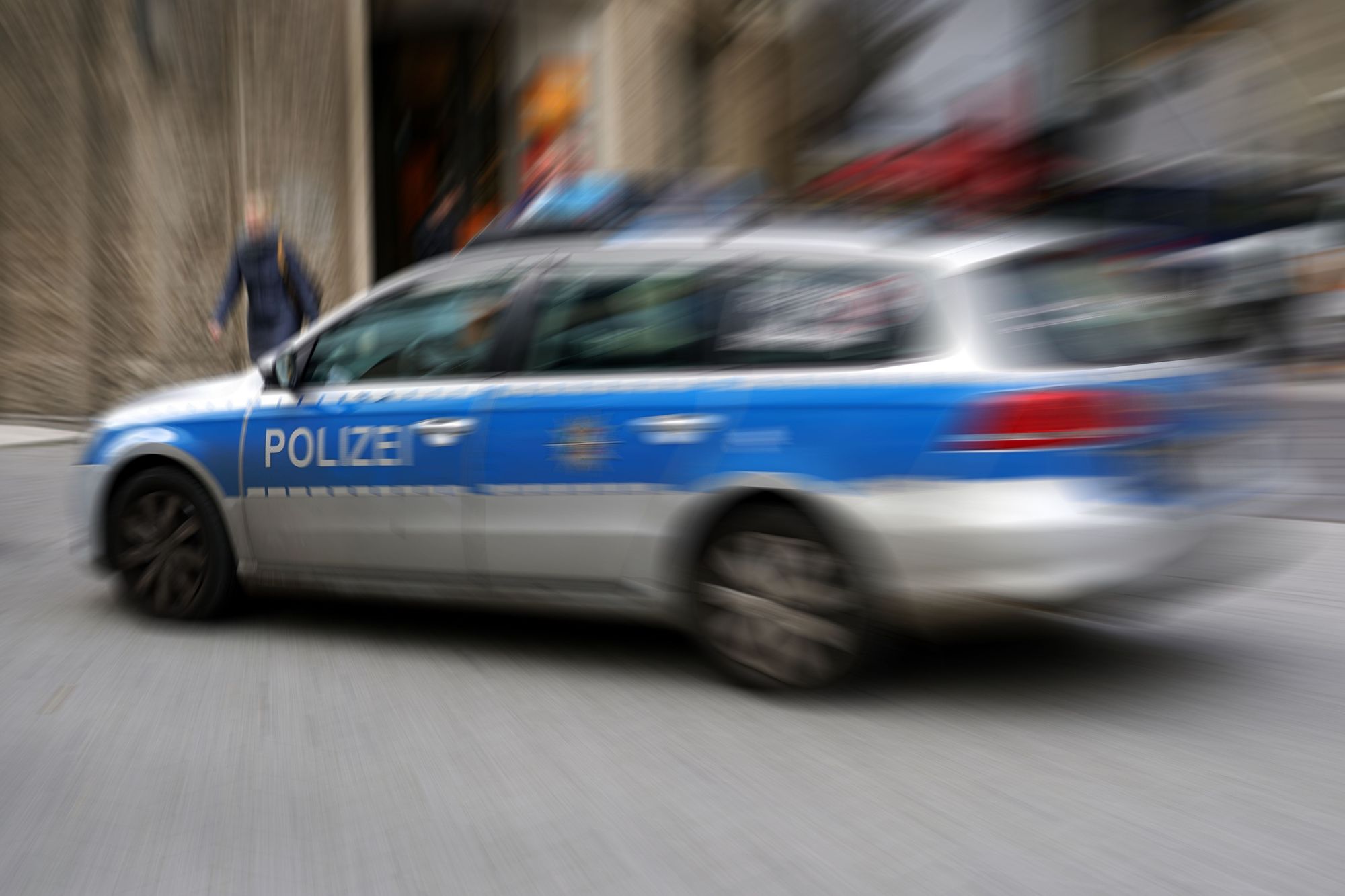 Baden-Württemberg: Autofahrer auf Drogen liefert sich Verfolgungsjagd mit der Polizei