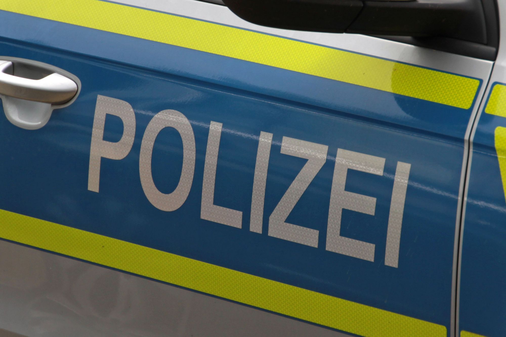 Baden-Württemberg: Zugbegleiterin bespuckt – Polizei sucht Zeugen