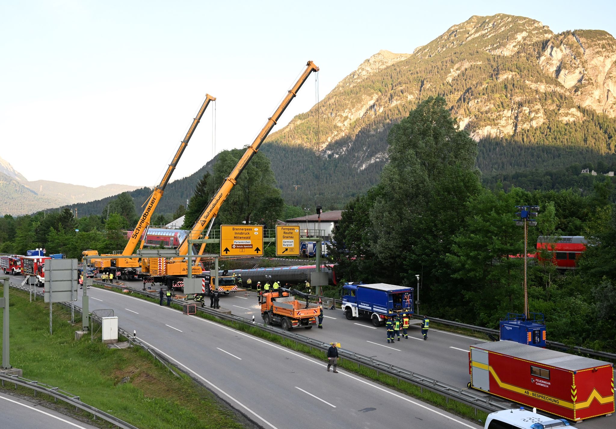 Zugunglück in Bayern mit mehreren Toten: Steinmeier bestürzt