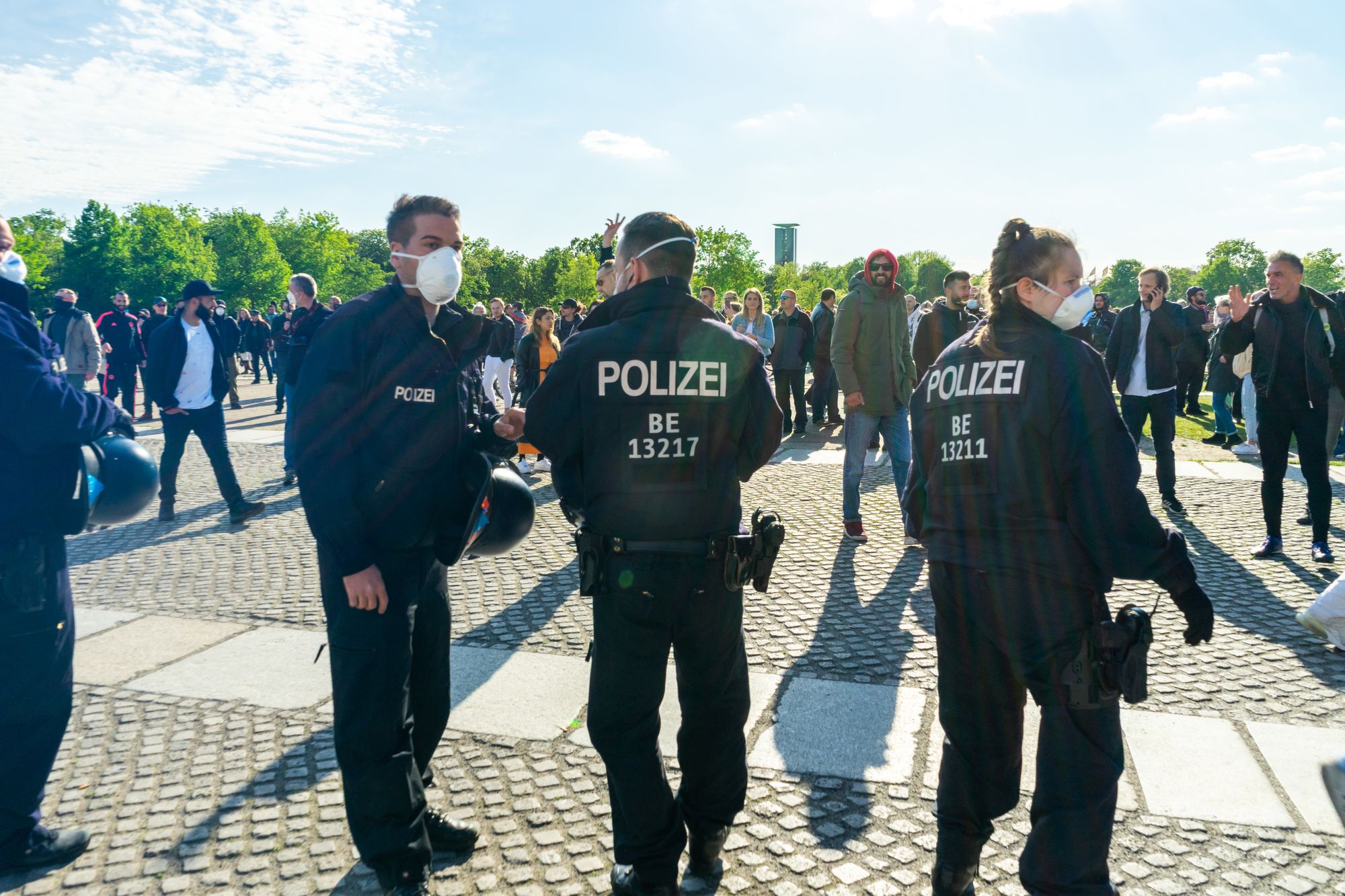 Berlin: Schüler hält Polizist Pistole an den Kopf