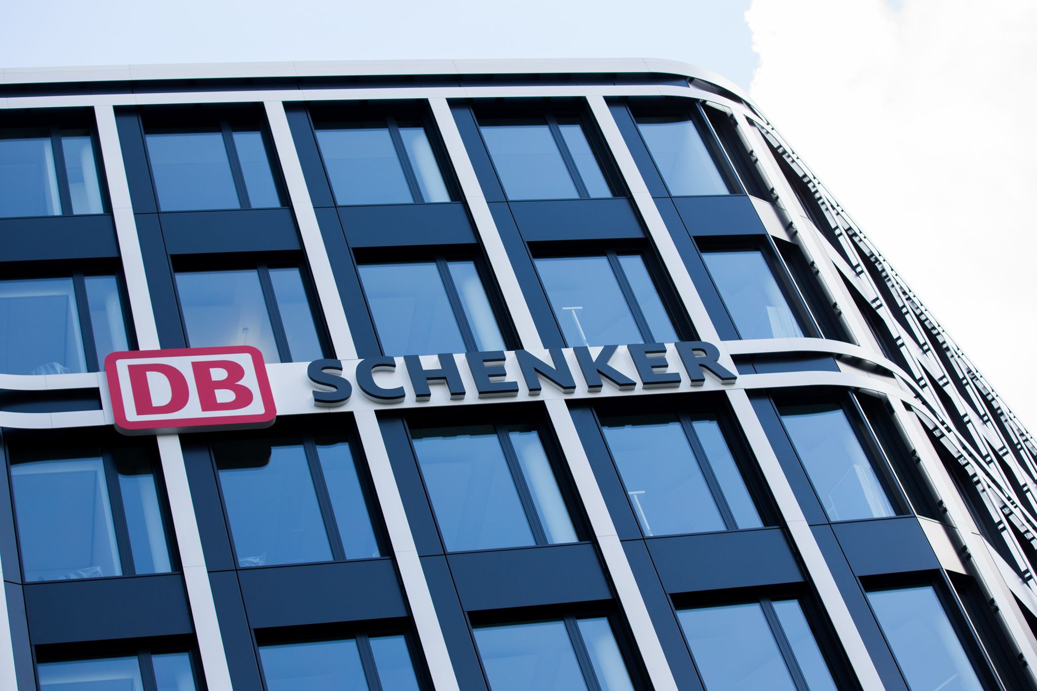 DB Schenker erwartet noch lange Probleme im Frachtverkehr