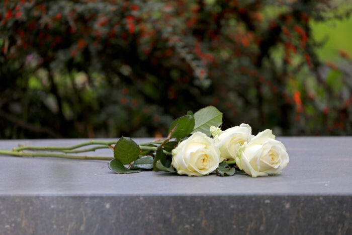 Blumen Grab