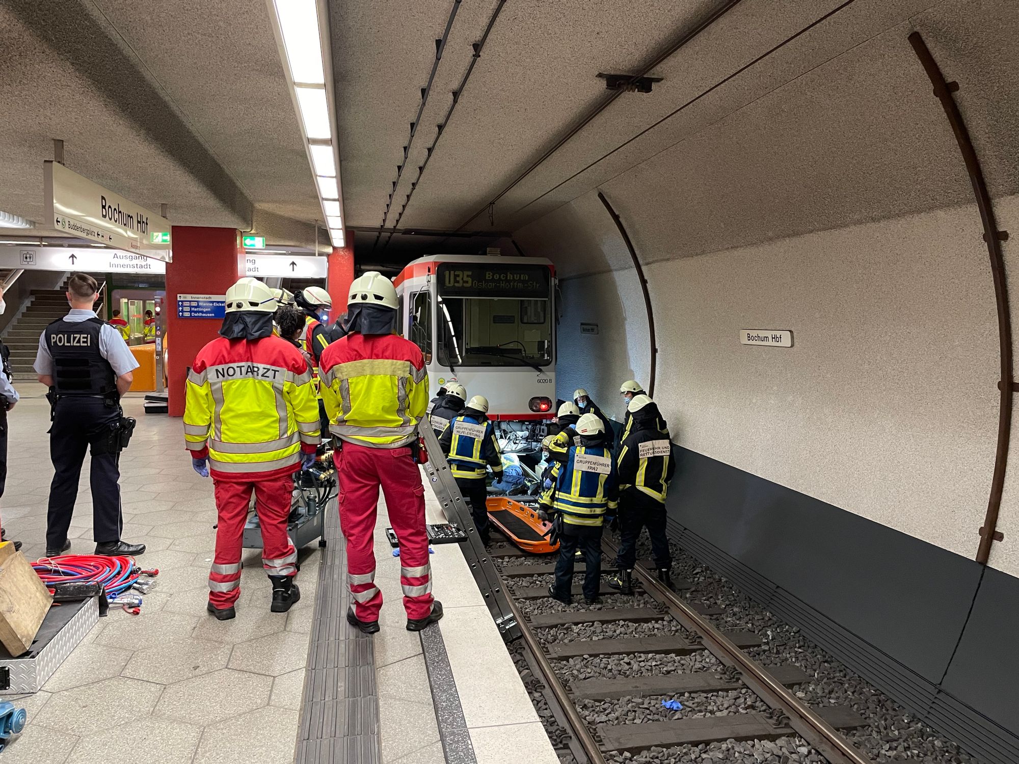 Bochum: Tödlicher Unfall im U-Bahnbereich