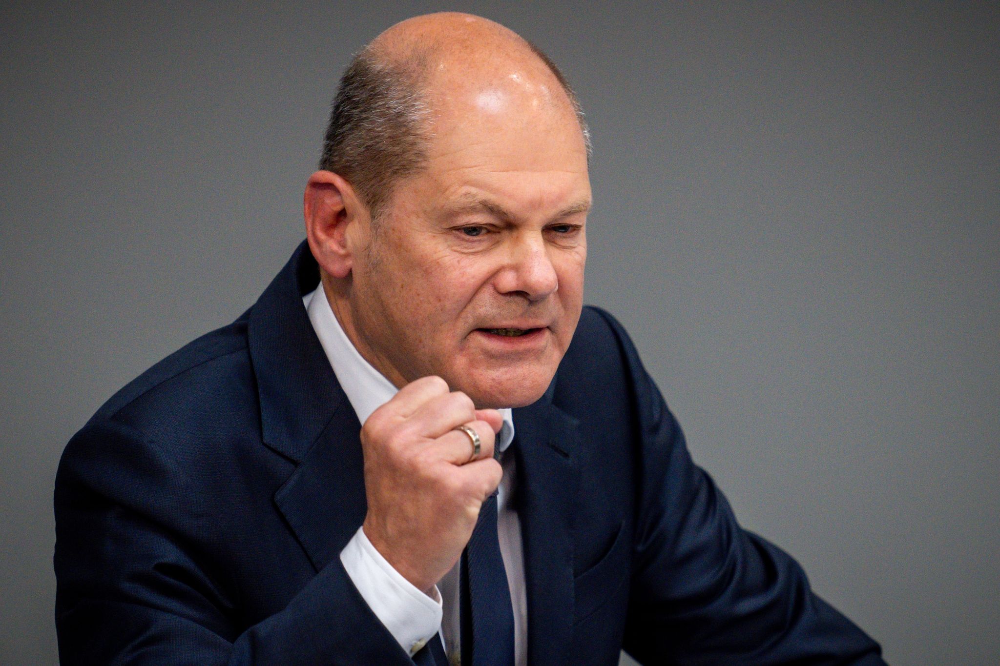 Scholz sagt Ukraine Flugabwehrsystem zu