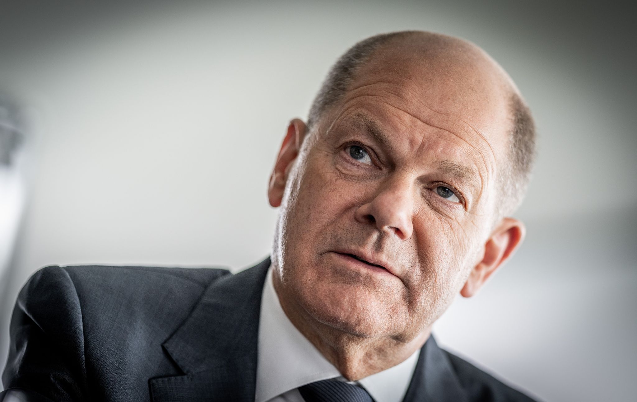 Scholz verteidigt Merkels Russland-Politik – teilweise