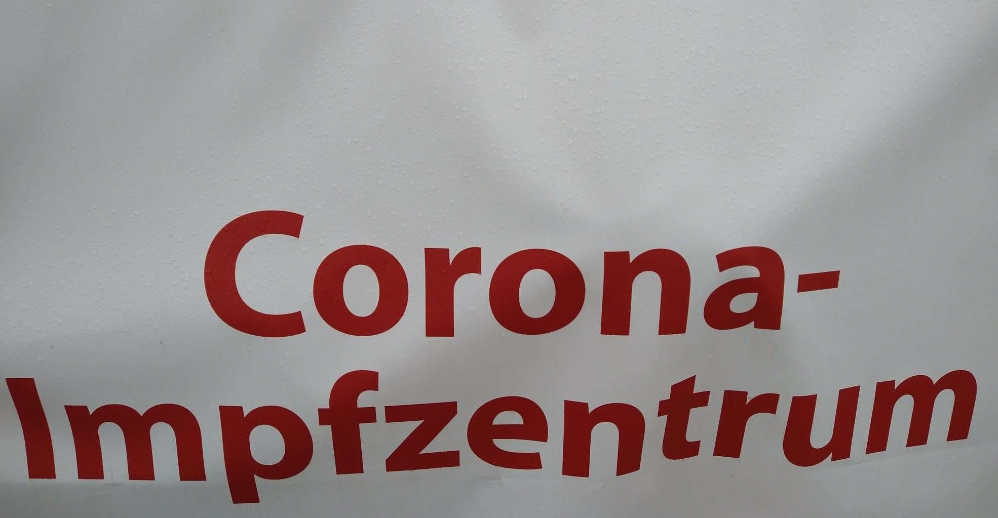 Corona-Impfzentren schließen!