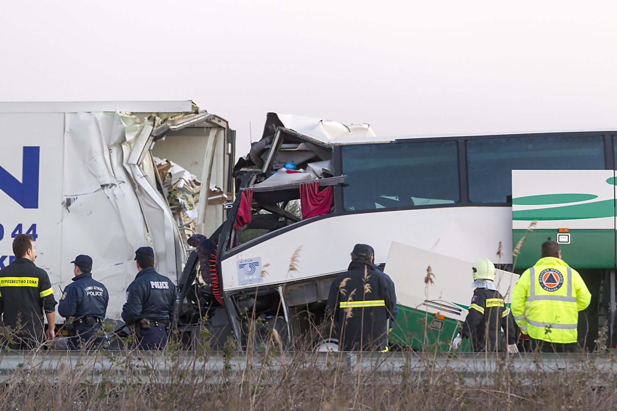 Fußball-Nationalmannschaft in Unfall verwickelt – OP bei Top-Spieler