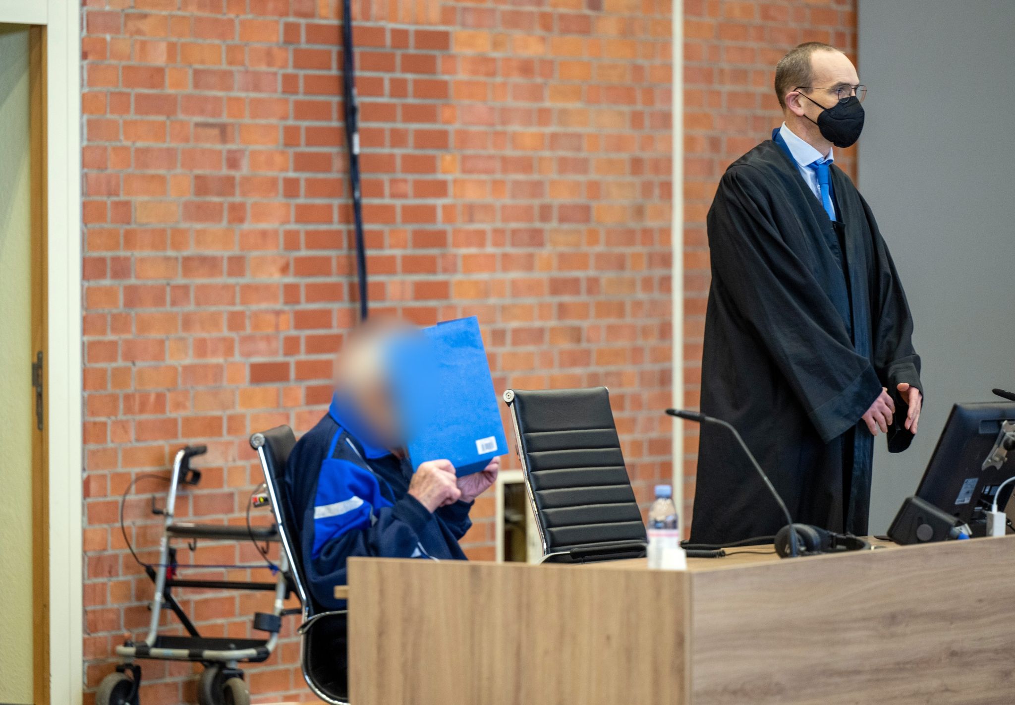 Haft für einstigen KZ-Wächter wegen Beihilfe zum Mord