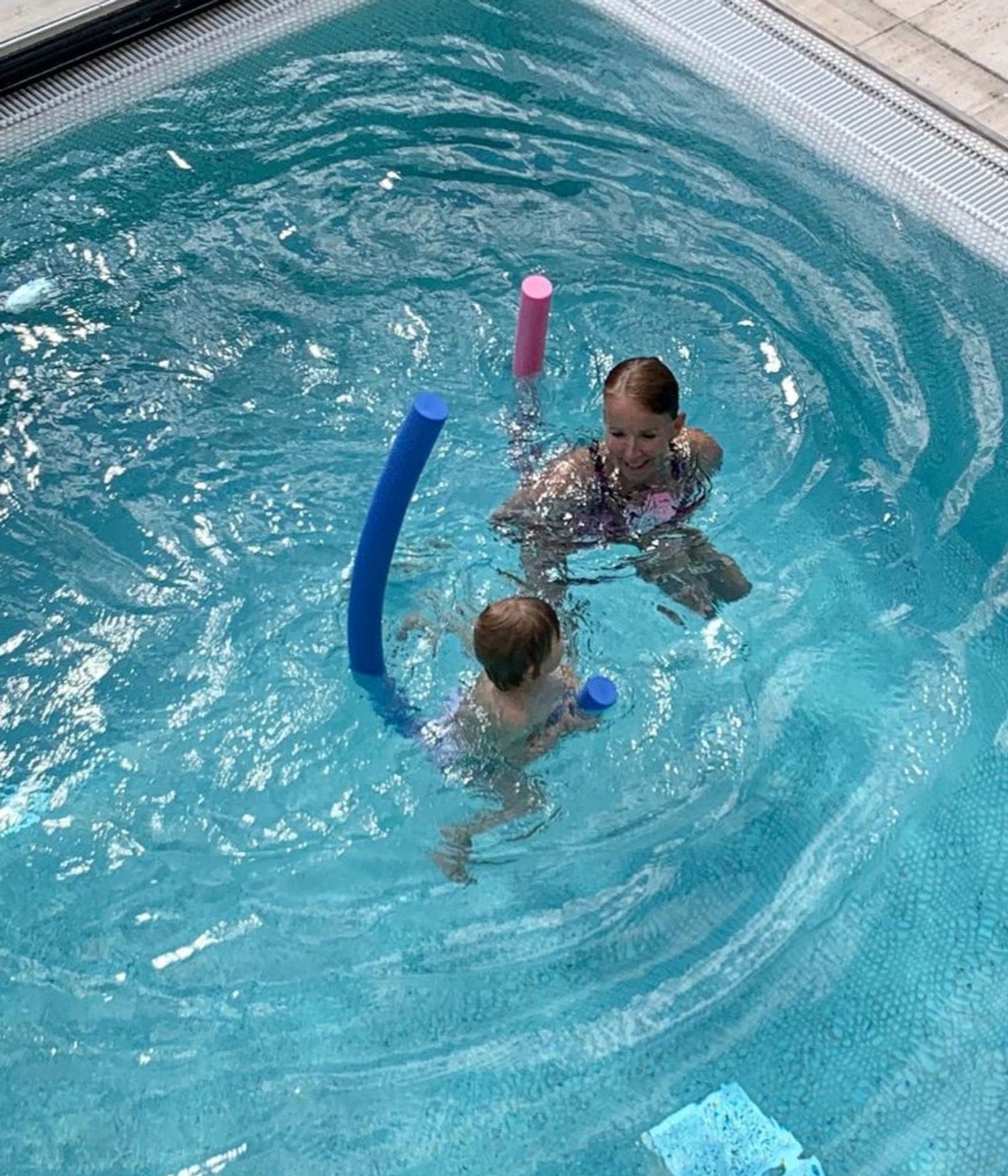 DLRG schlägt Alarm: Rettungsschwimmer fehlen, Bäder zu
