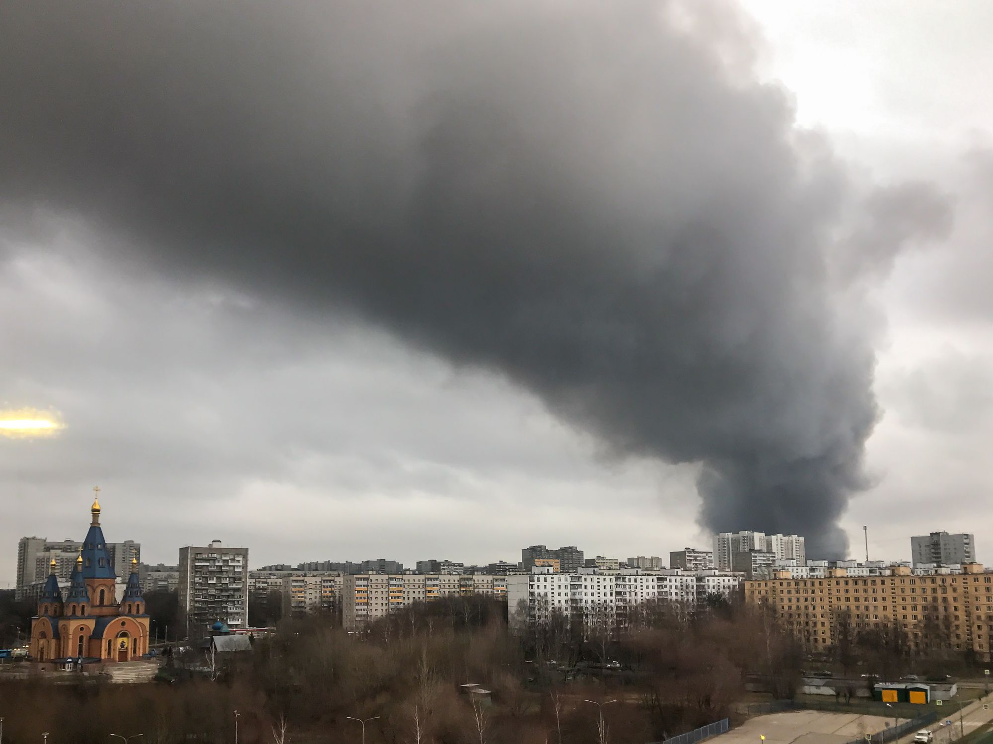 Eilmeldung – Explosion in Leverkusen