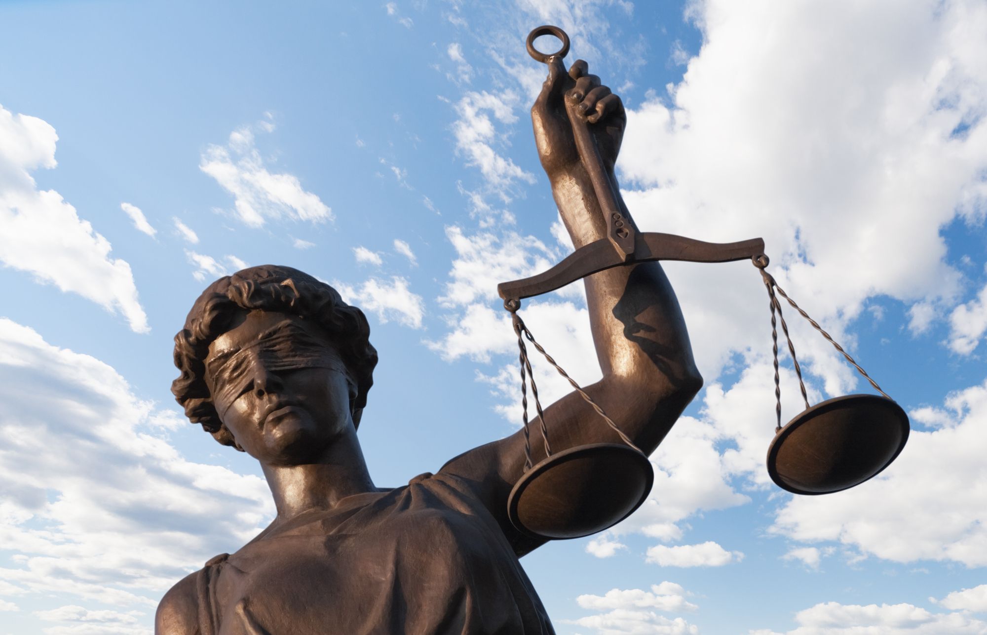 Eilmeldung: Lebenslänglich für den Bauschaum-Killer!