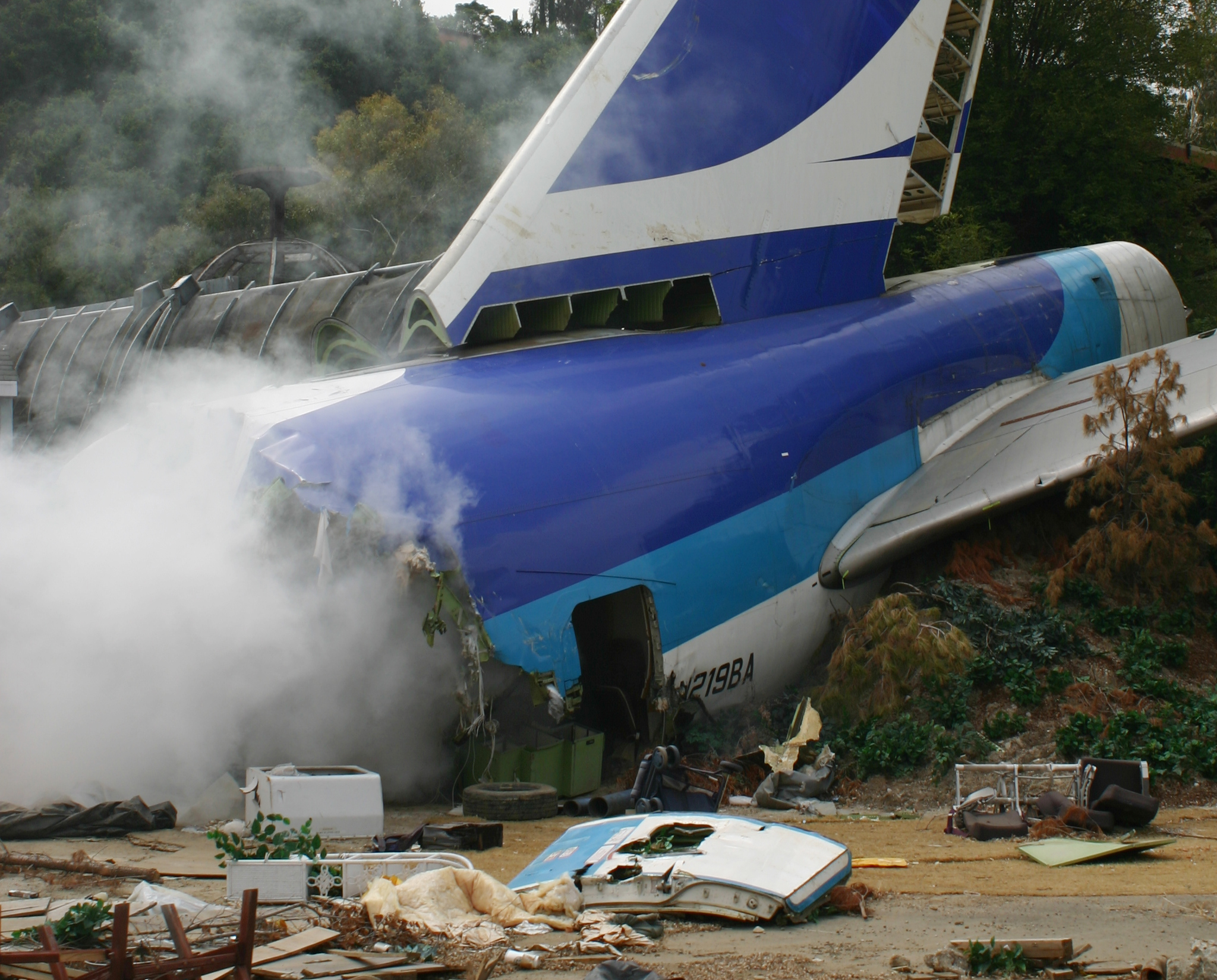 Flugzeug stürzt Sekunden nach dem Start ab – alle Insassen tot