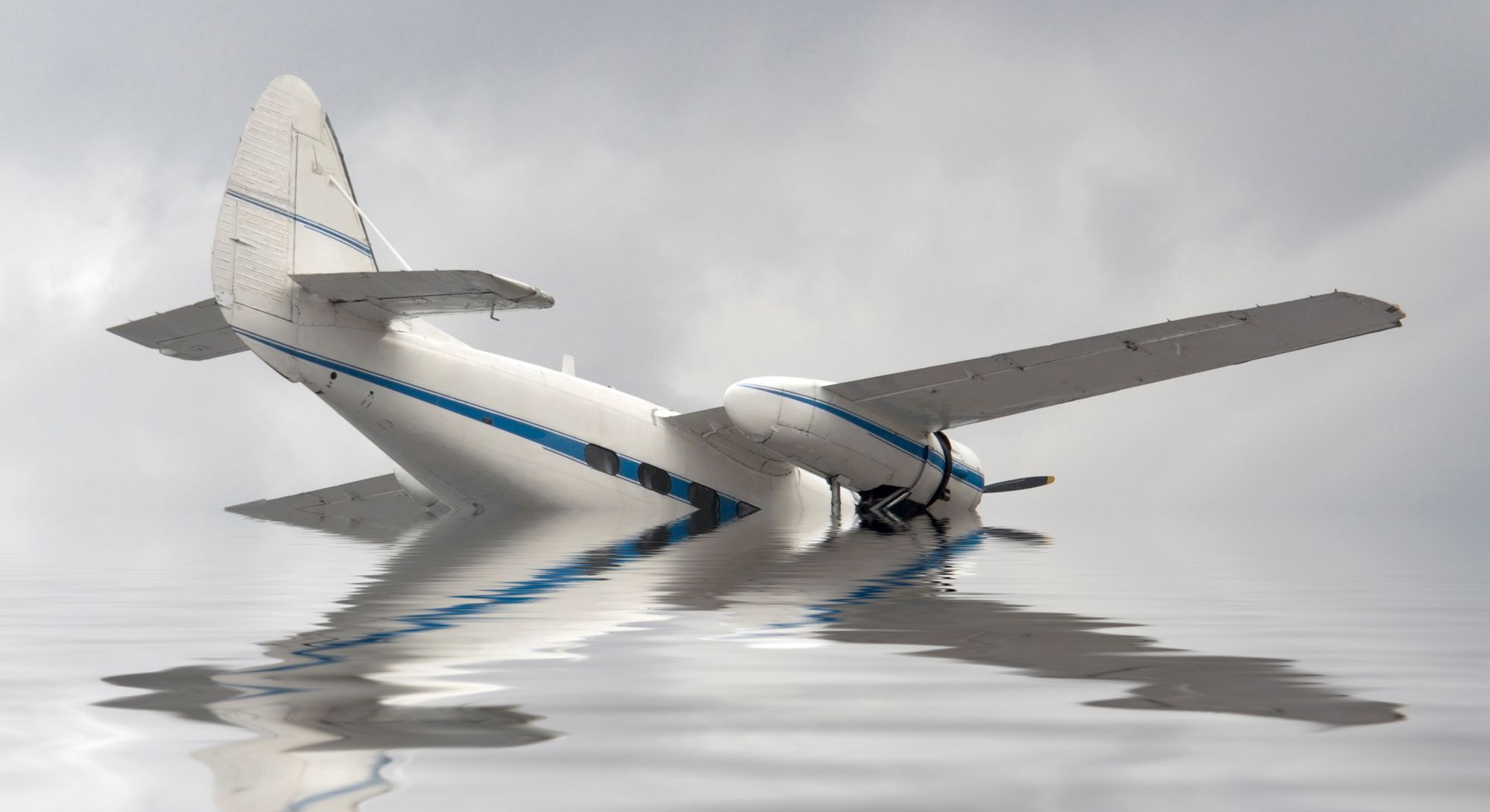 Flugzeug stürzt ins Wattenmeer