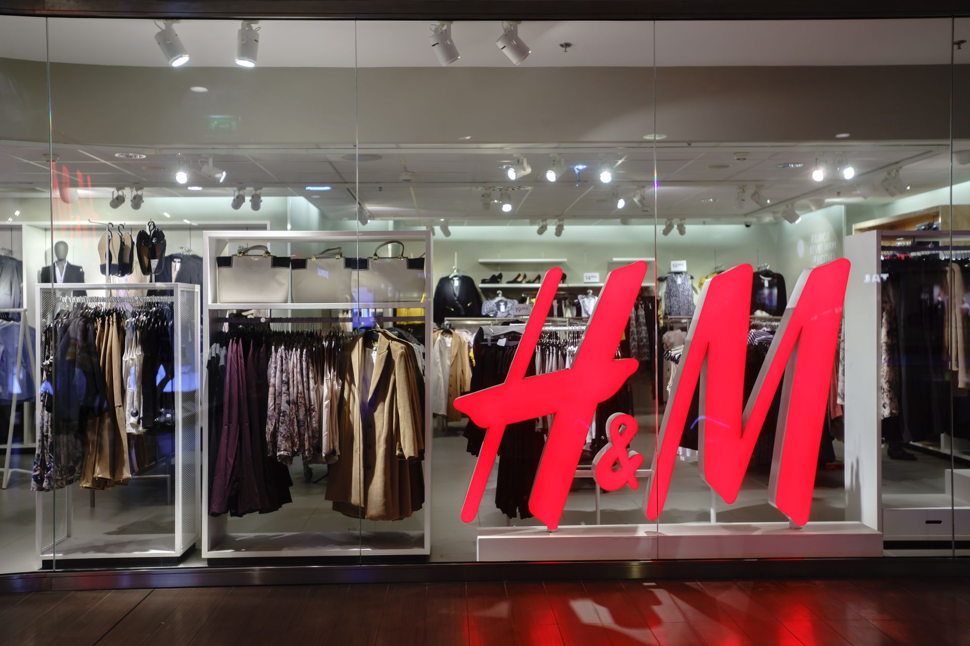 H&M schließt Filialen