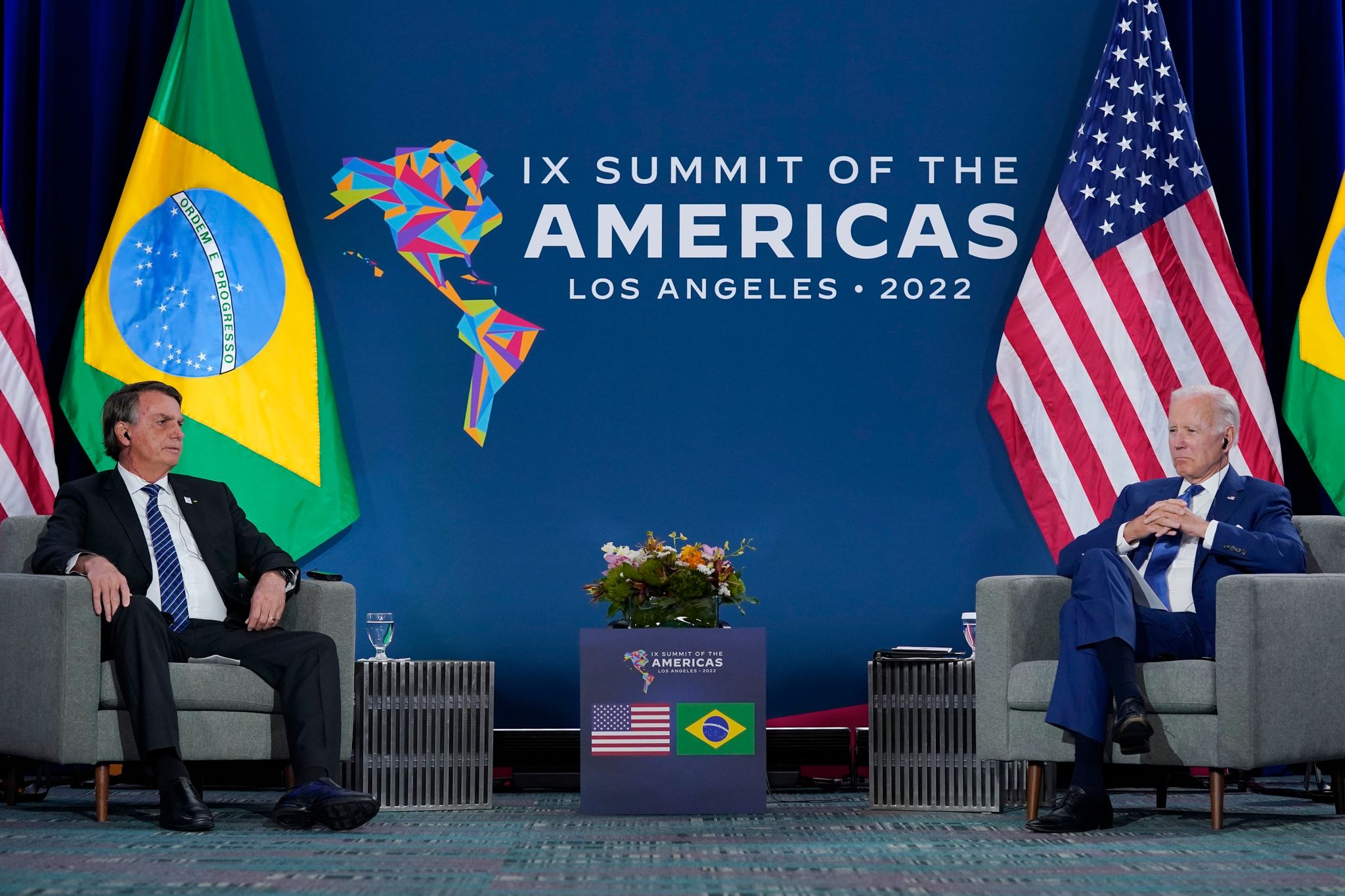 Erstes Treffen zwischen Biden und Bolsonaro