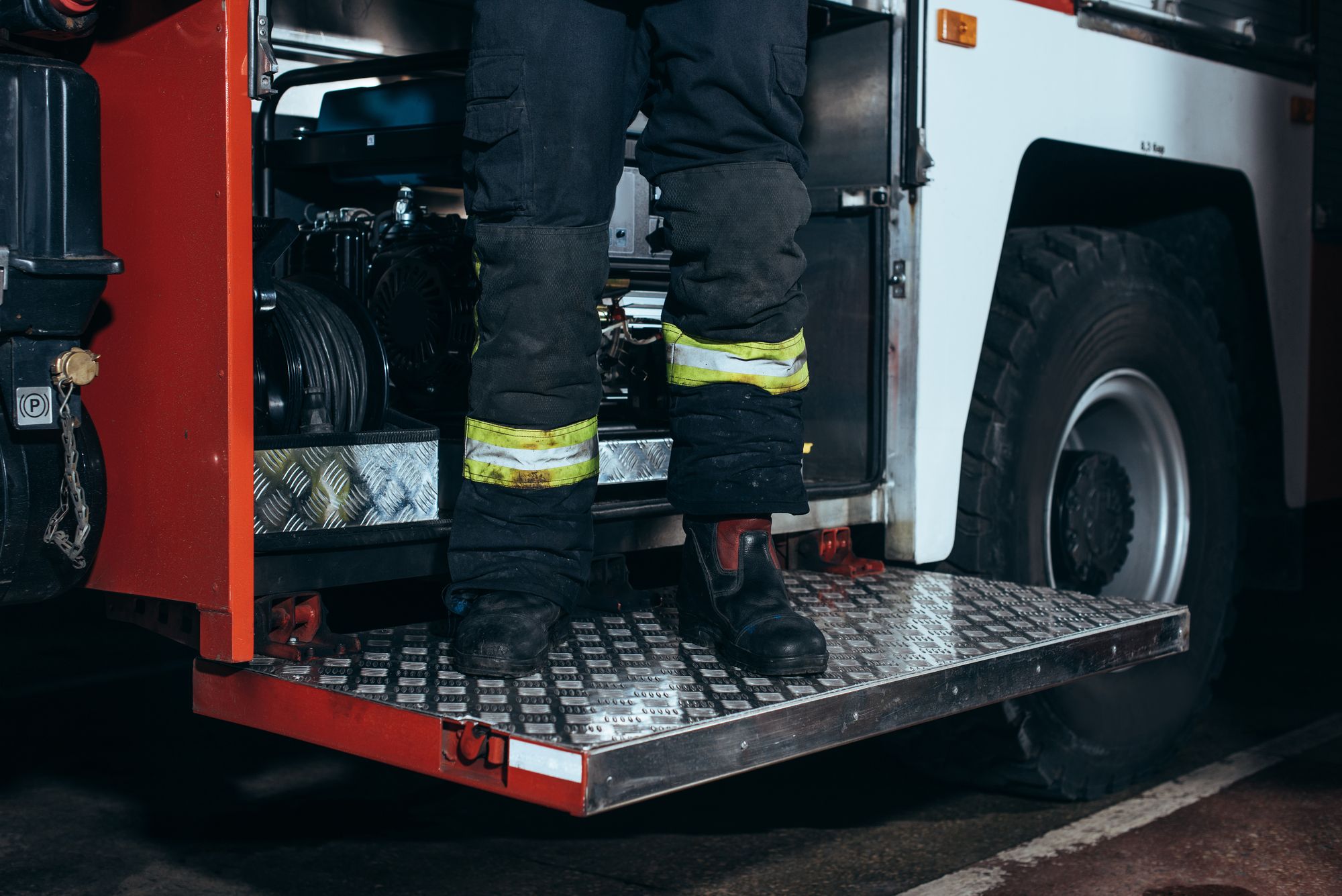 Hessen: Kind (7) stirbt bei Boots-Brand