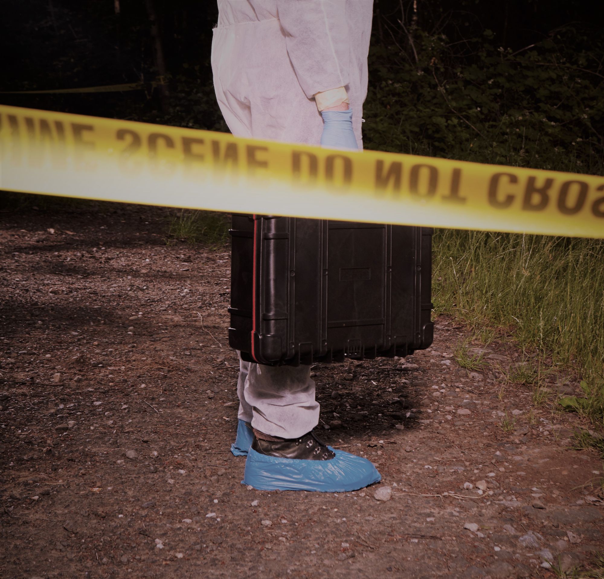 Horror-Mord: Leiche zerhackt & in Koffer gestopft