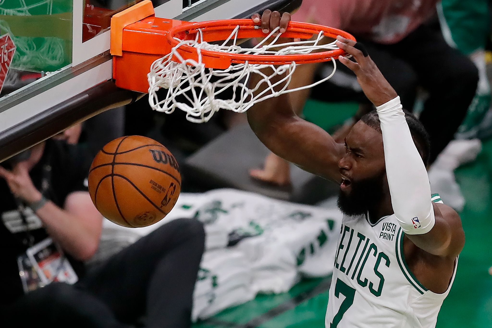 Boston bebt: Celtics in NBA-Finals gegen Warriors vorn