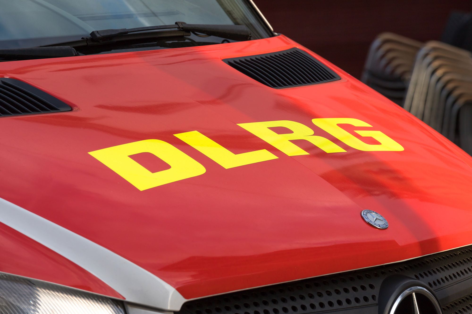 Jetski-Drama: Frau (33) und Mann (45) verunglücken auf Elbe – Lebensgefahr!