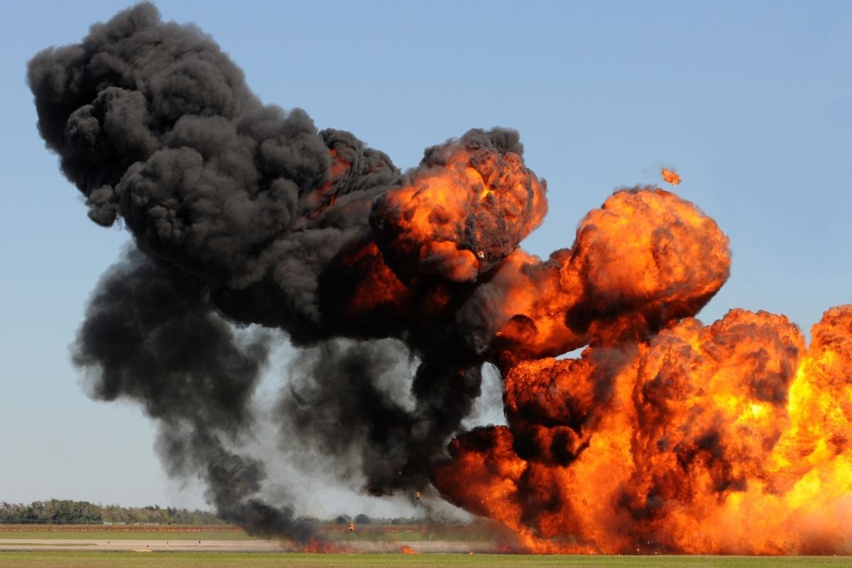 Kinder bei Explosion von Benzinfass getötet