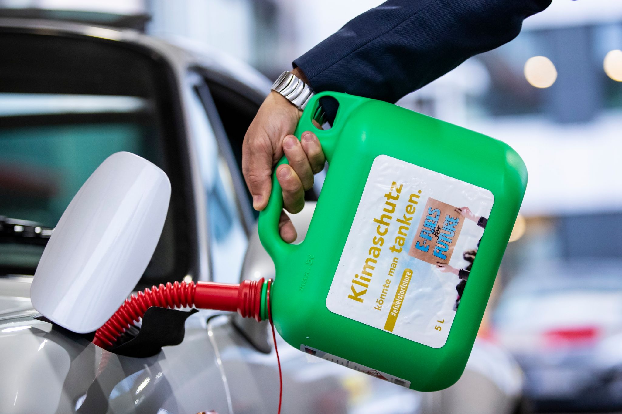E-Fuel-Autos viel weniger umweltfreundlich als Elektroautos