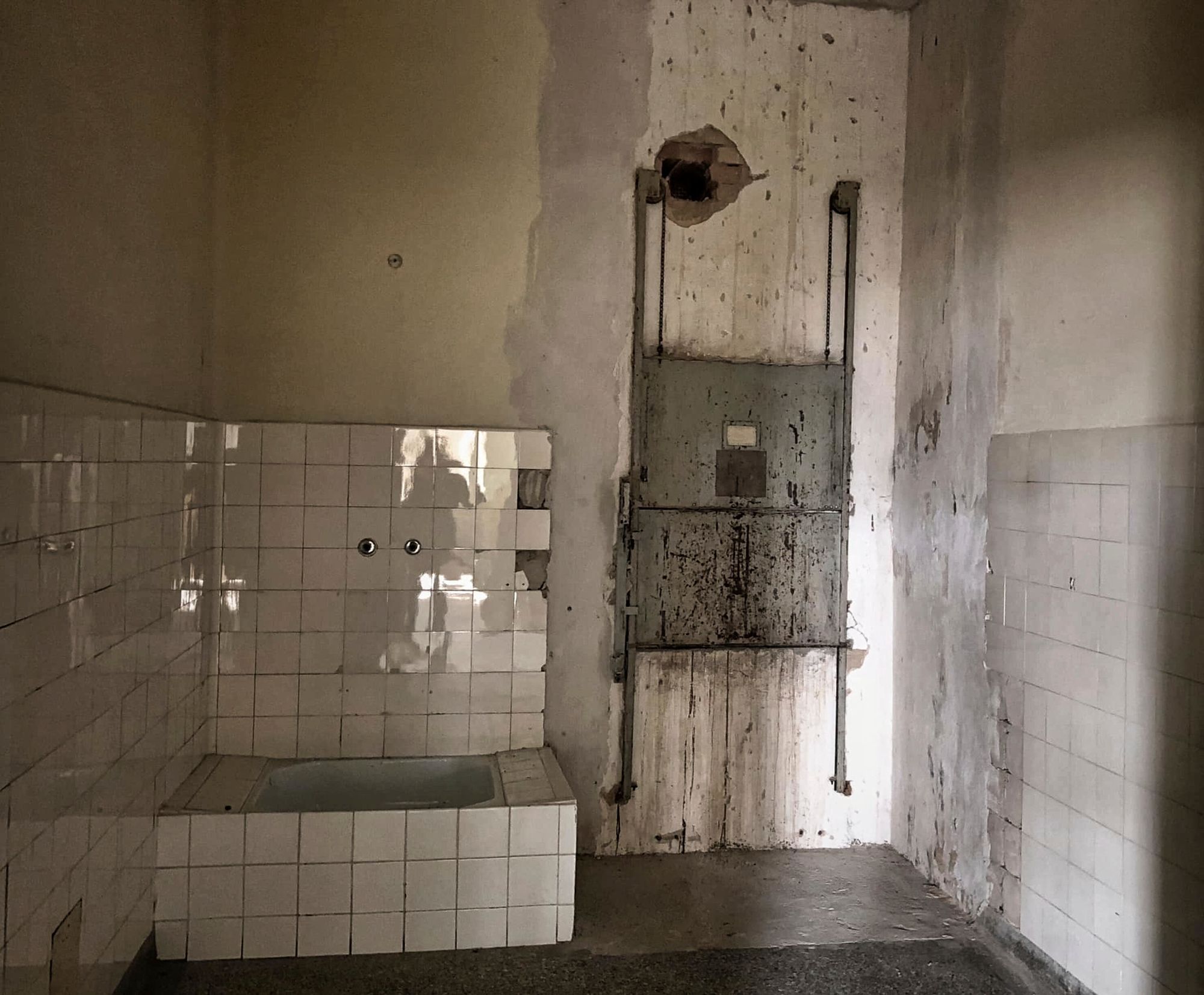 Mann (26) hielt 7-Jährigen 52 Tage im Keller gefangen