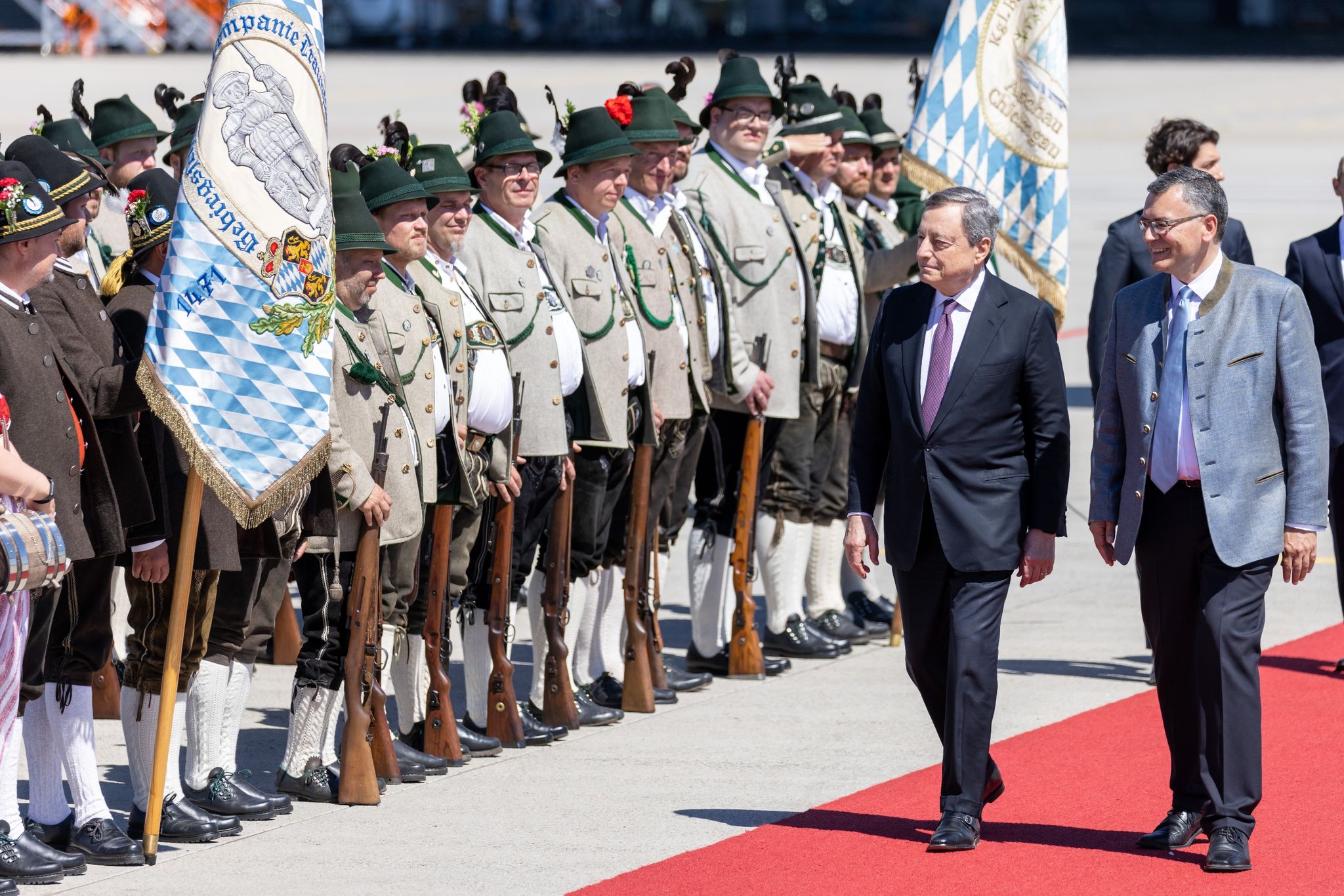 Tracht und Schmankerl: Zu viel Bayern zum G7-Gipfel?