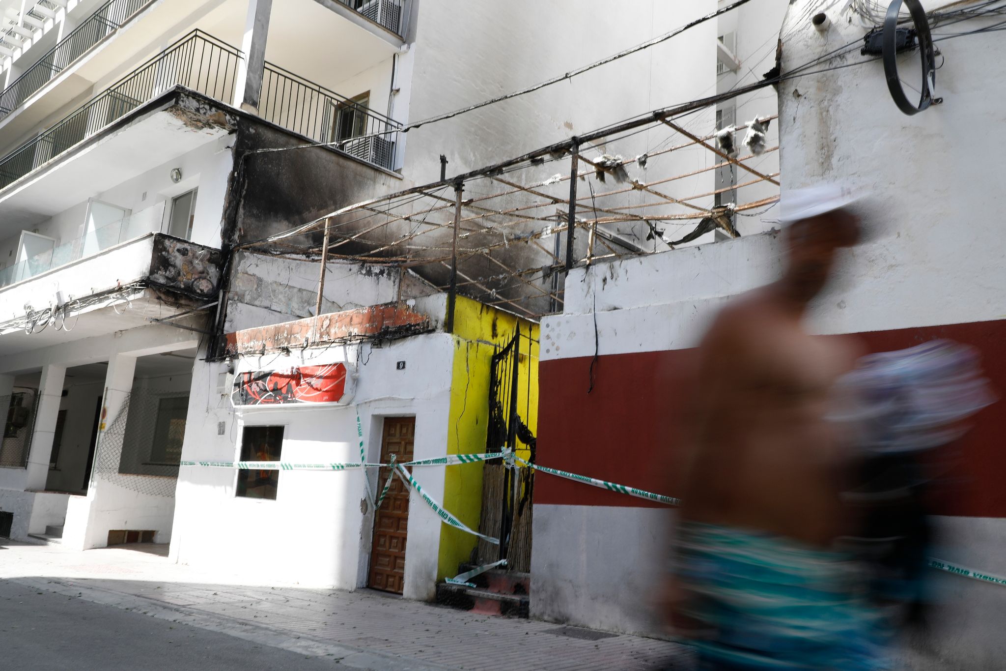 Acht Deutsche bleiben wegen Feuer auf Mallorca in U-Haft