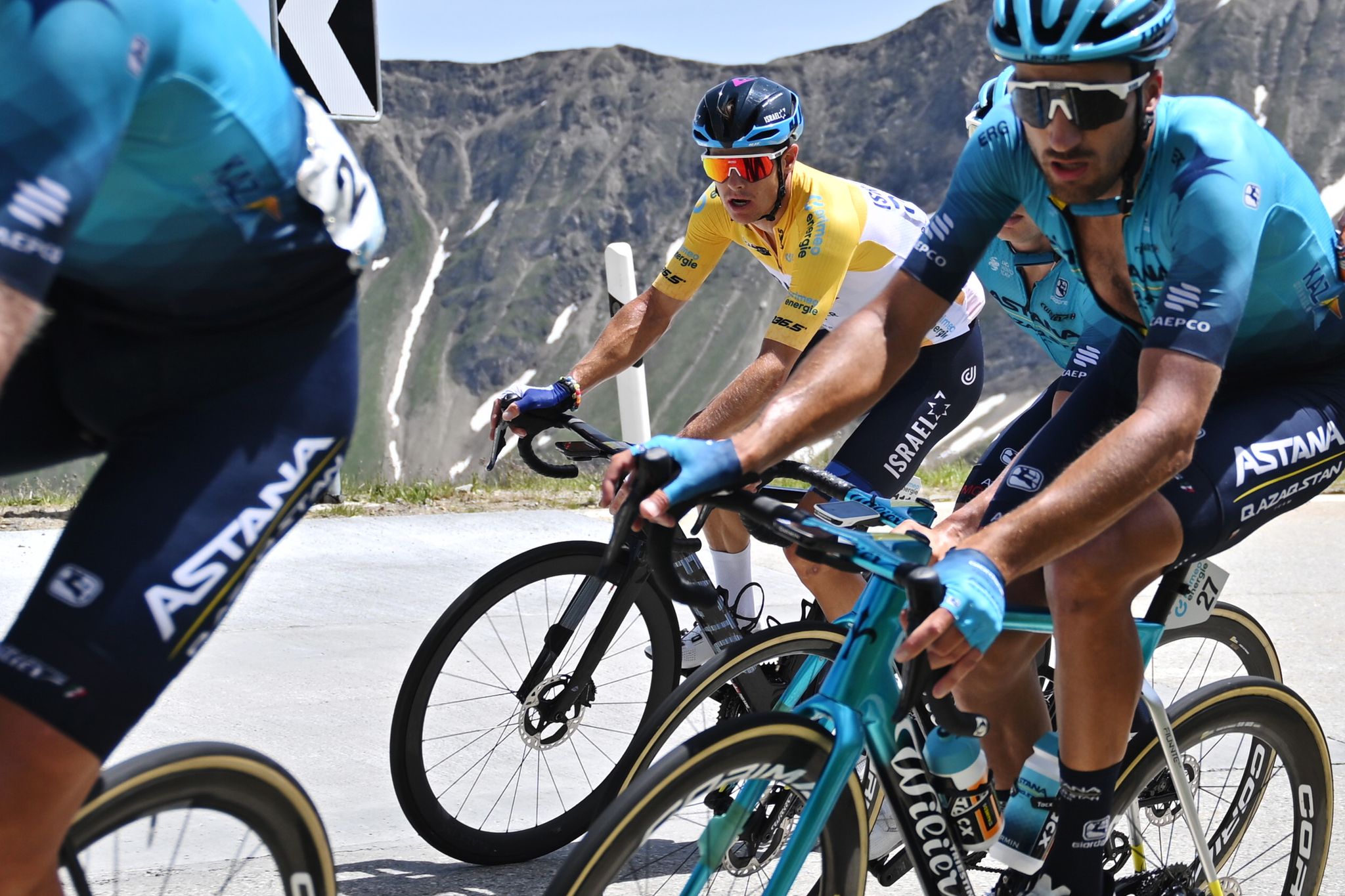 Denz gewinnt Tour-de-Suisse-Bergankunft – Fuglsang in Gelb