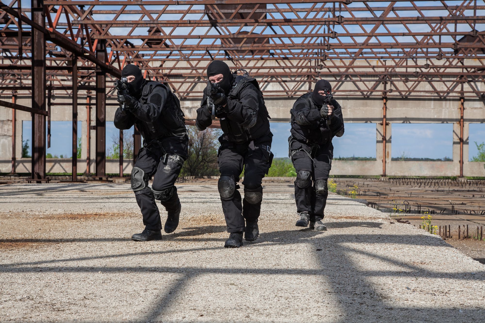 SEK schießt auf Messer-Mann (45)