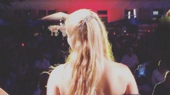 Schlagerstar zieht blank