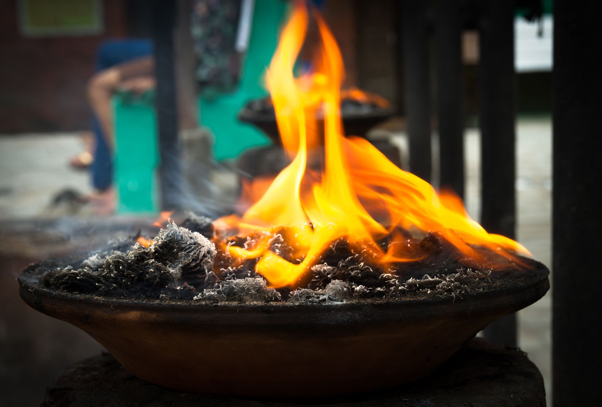 Social Media Star von Ex-Freund angezündet und Tat live im Internet übertragen