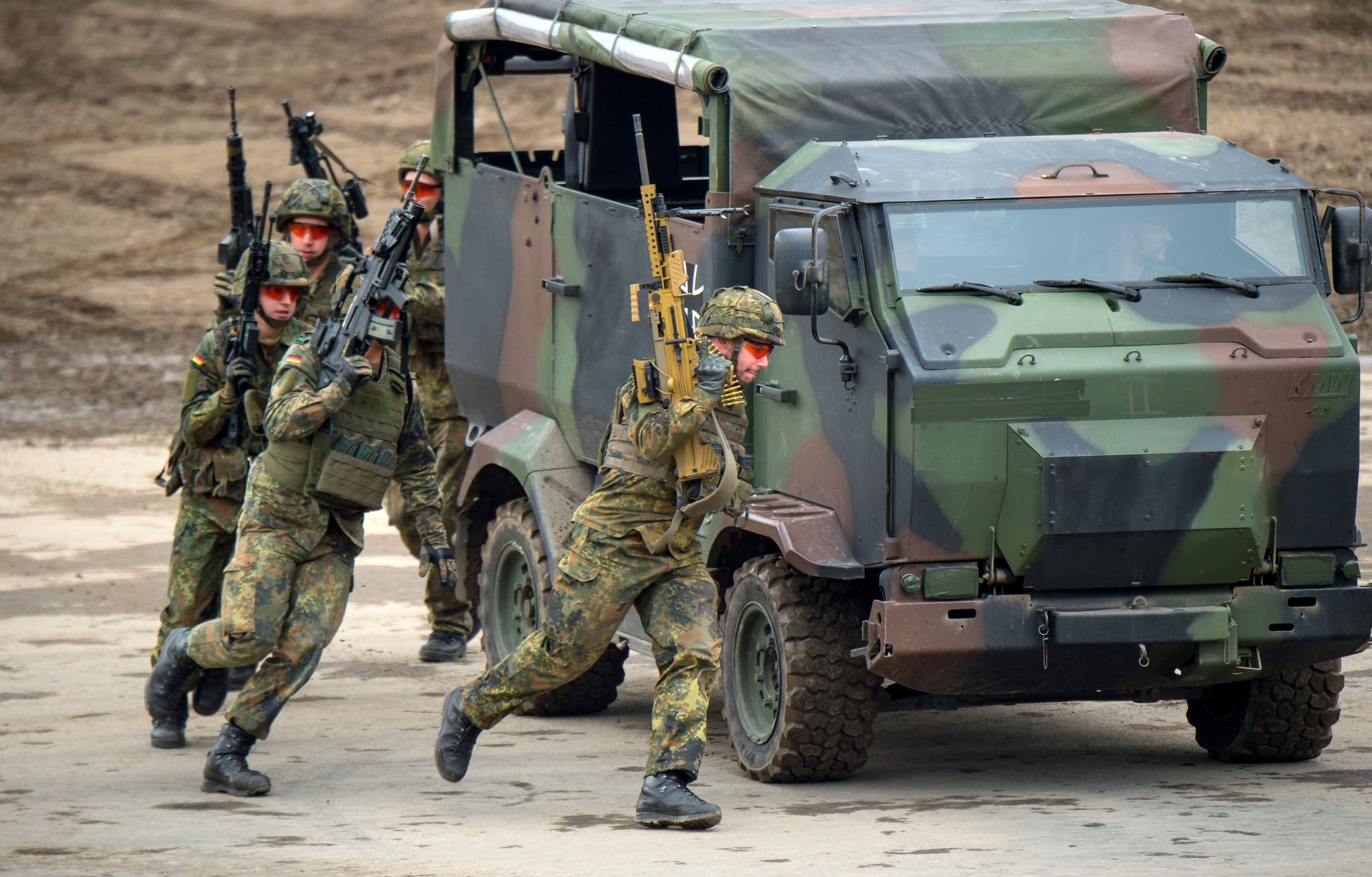 Kampfbereit in Divisionsstärke: Bundeswehr muss Tempo machen