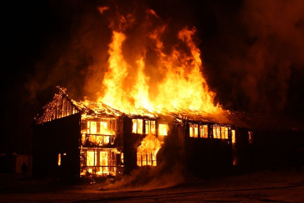 TV-Star stirbt bei Hausbrand