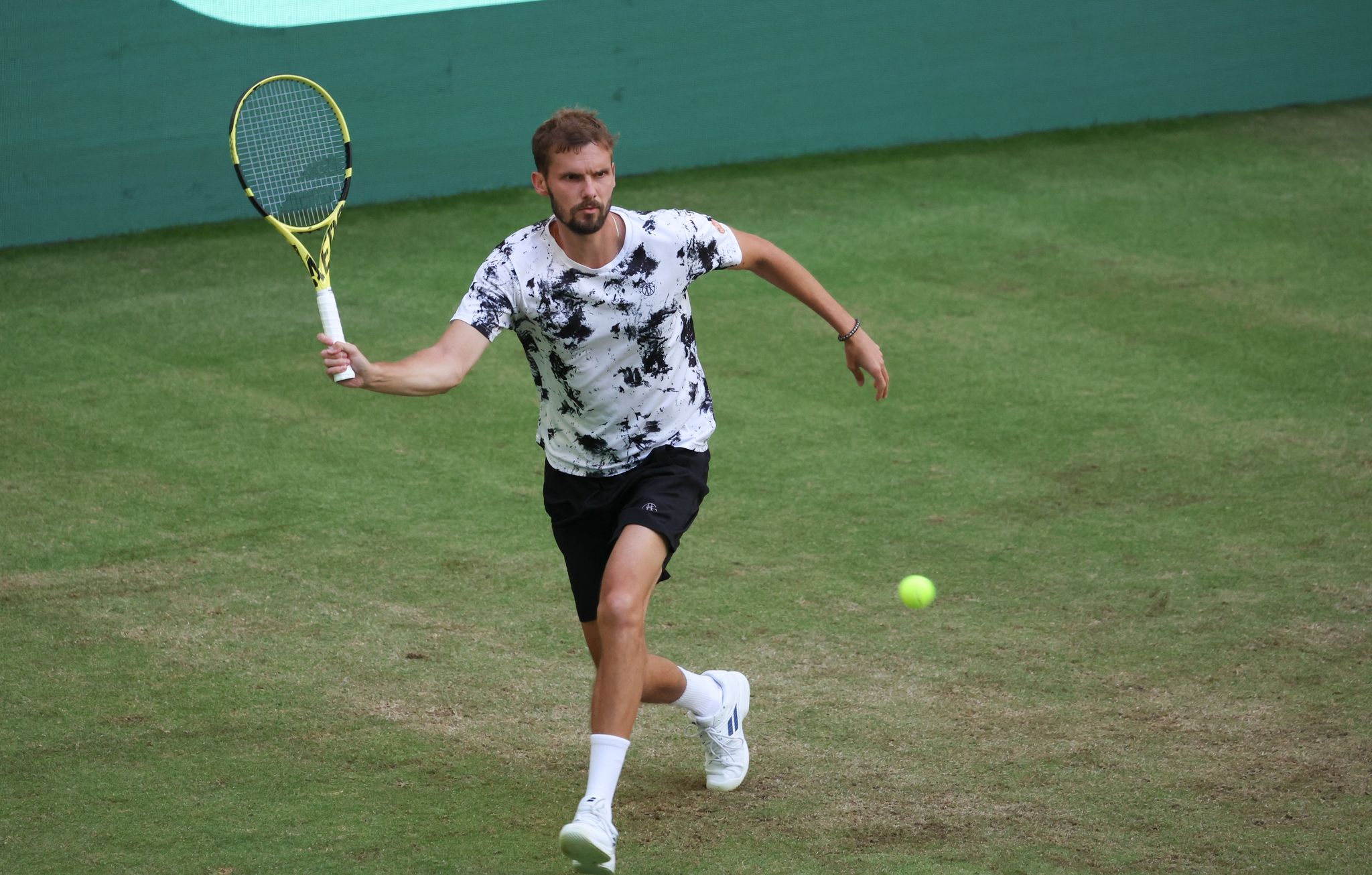 Otte als einziger deutscher Profi in Halle im Achtelfinale