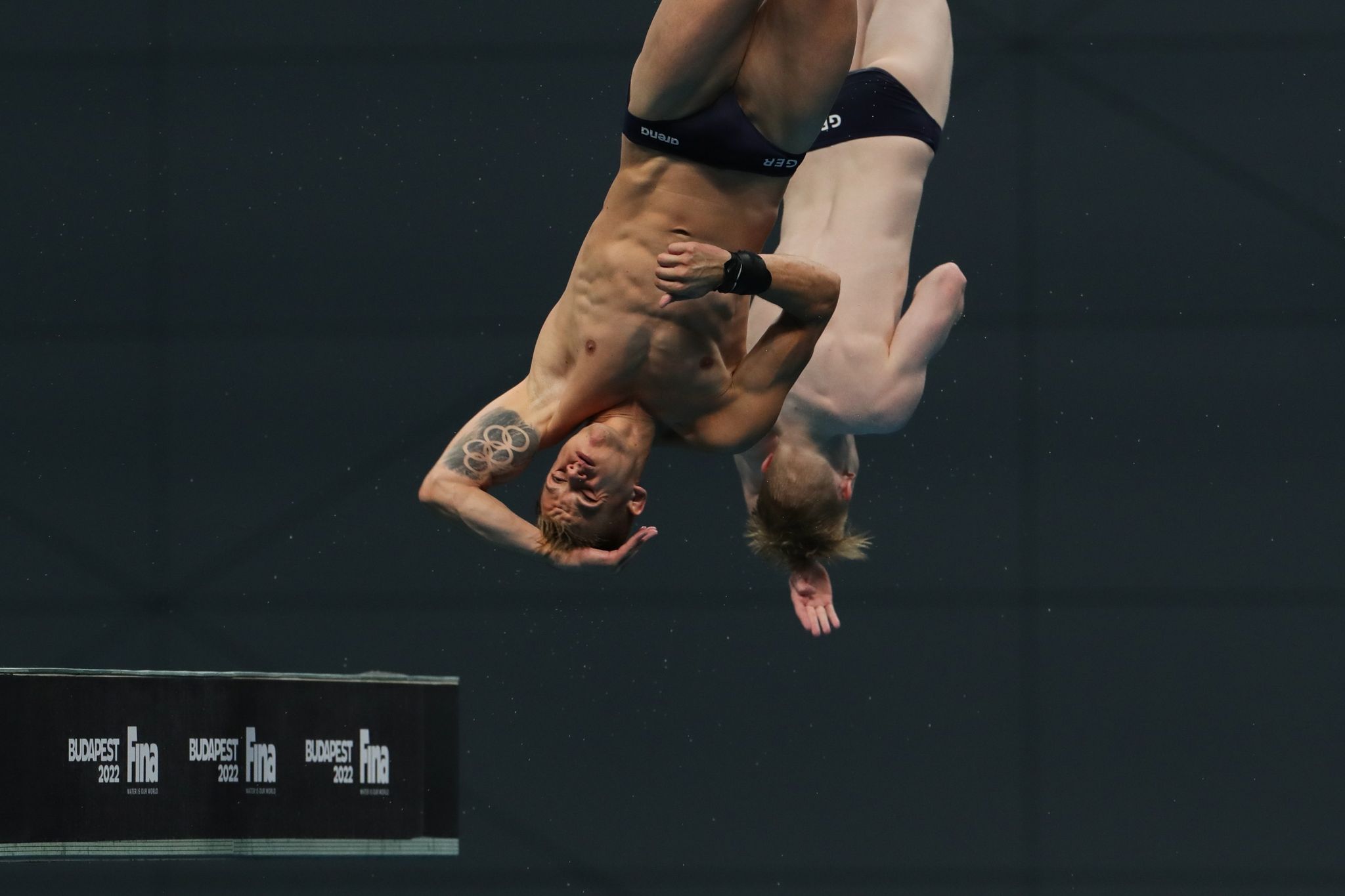 Wasserspringer Barthel und Eikermann Fünfte vom Turm