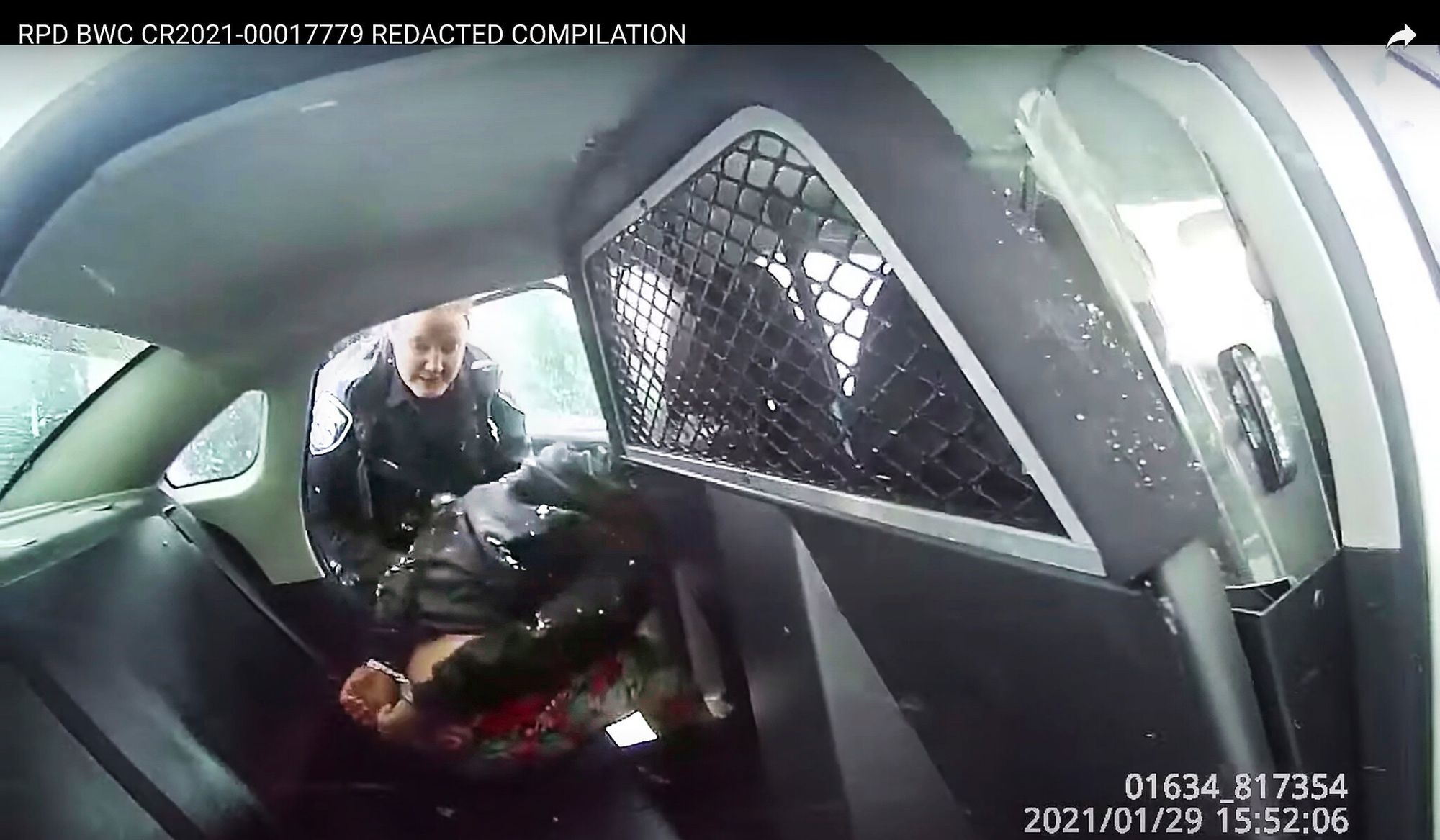 Video: Polizei misshandelt 9-Jährige!