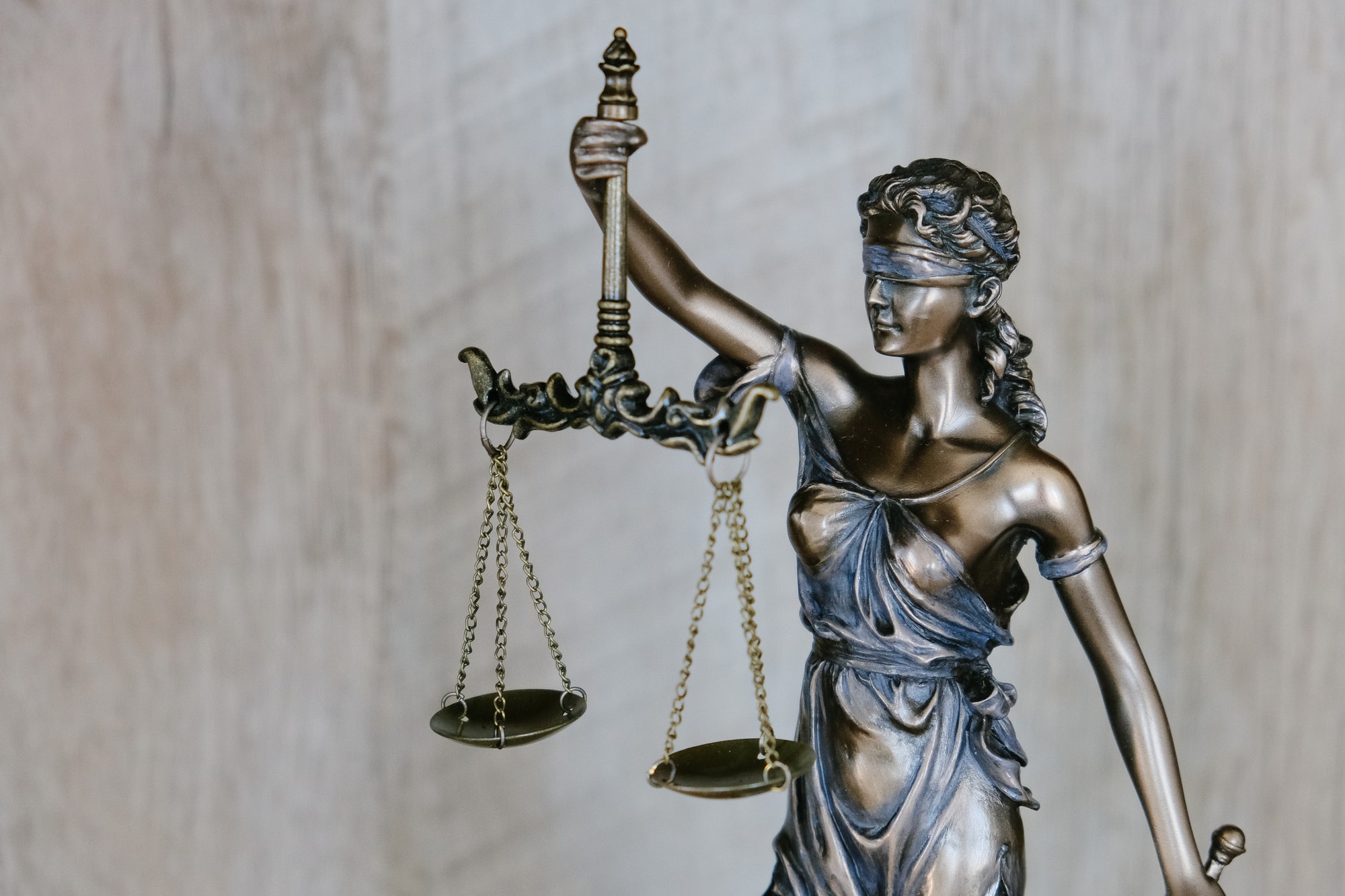 Vor Gericht: Mann trinkt Säure und stirbt