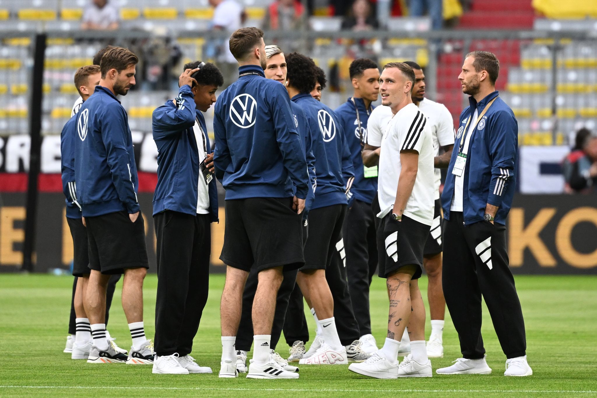 Flick baut Startelf um: Sieben Änderungen gegen England