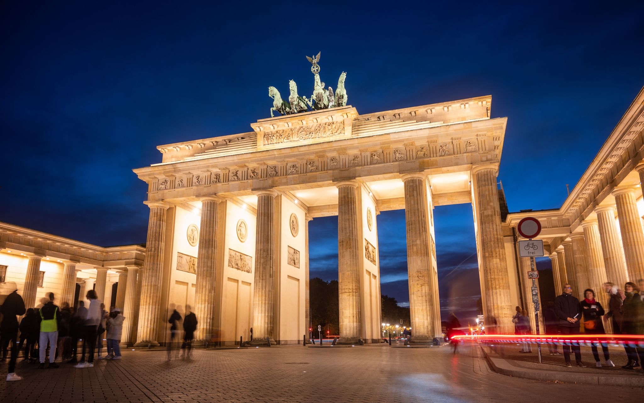 Giffey: Beleuchtung am Brandenburger Tor nachts abschalten