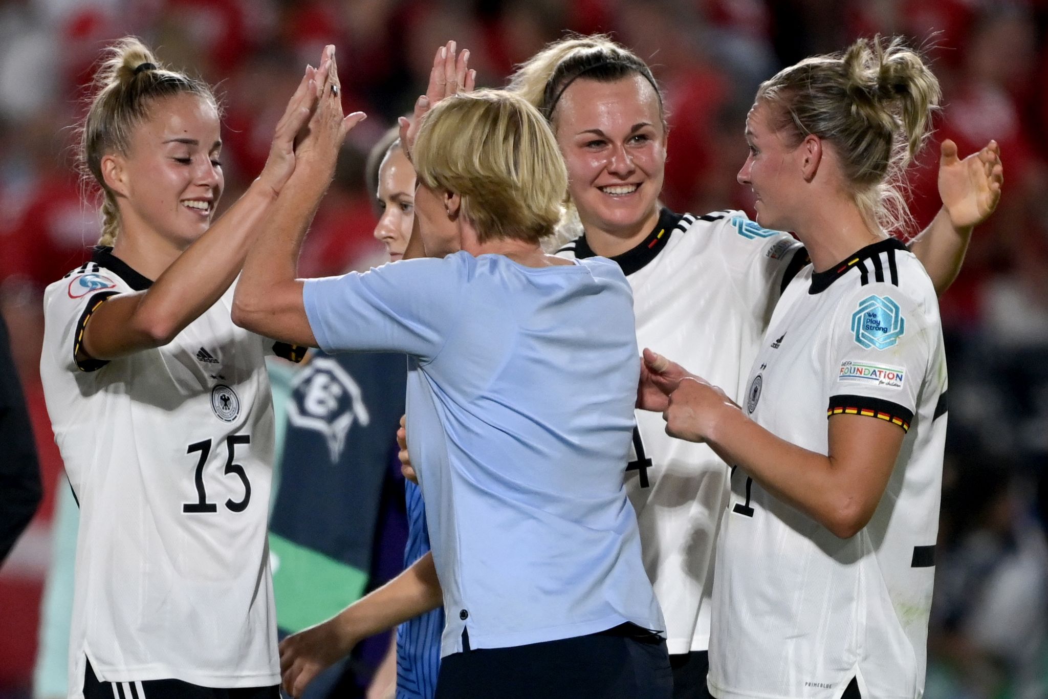 Denn sie wissen, was sie tun: Lob für DFB-Frauen nach 4:0