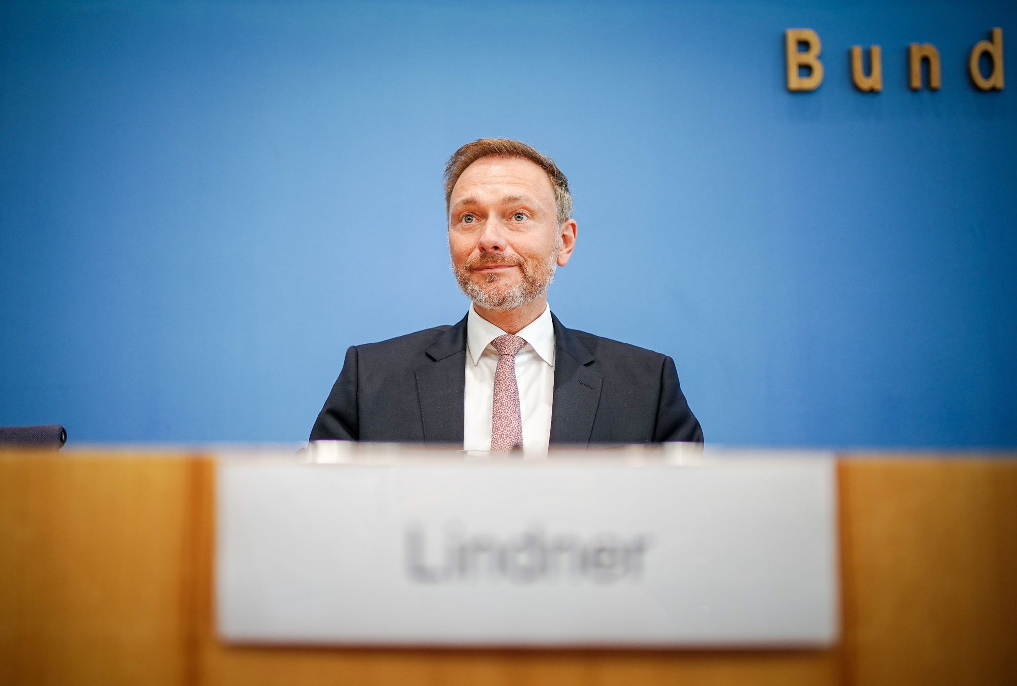 Trotz Entlastungen: Lindner hält an Schuldenbremse fest