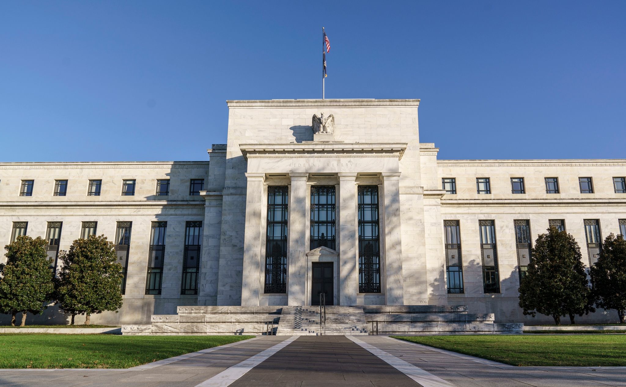 Fed dreht weiter an Zinsschraube – Rezession unausweichlich?