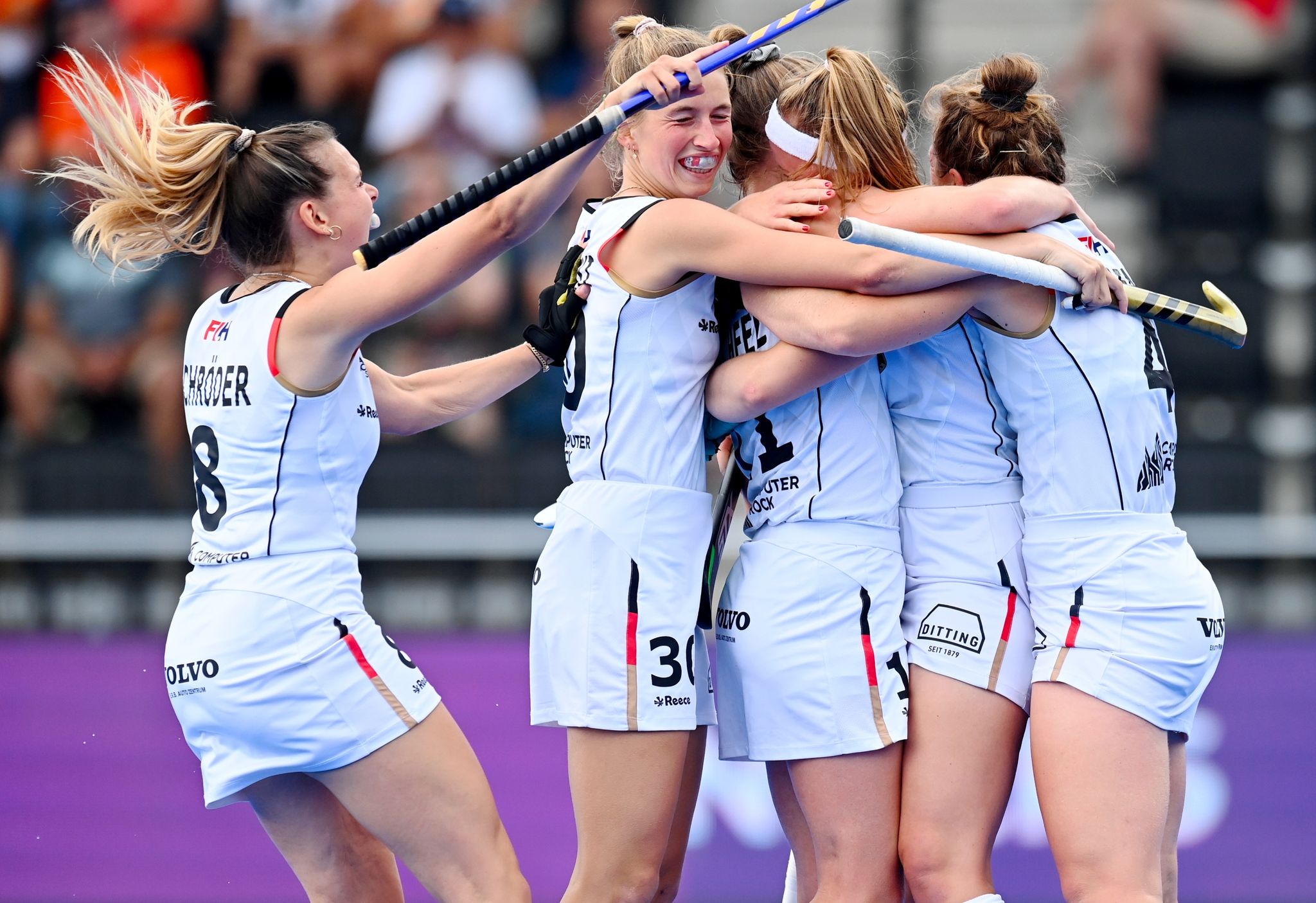 Erstes WM-Halbfinale seit 2010: Hockey-Frauen wieder 1:0