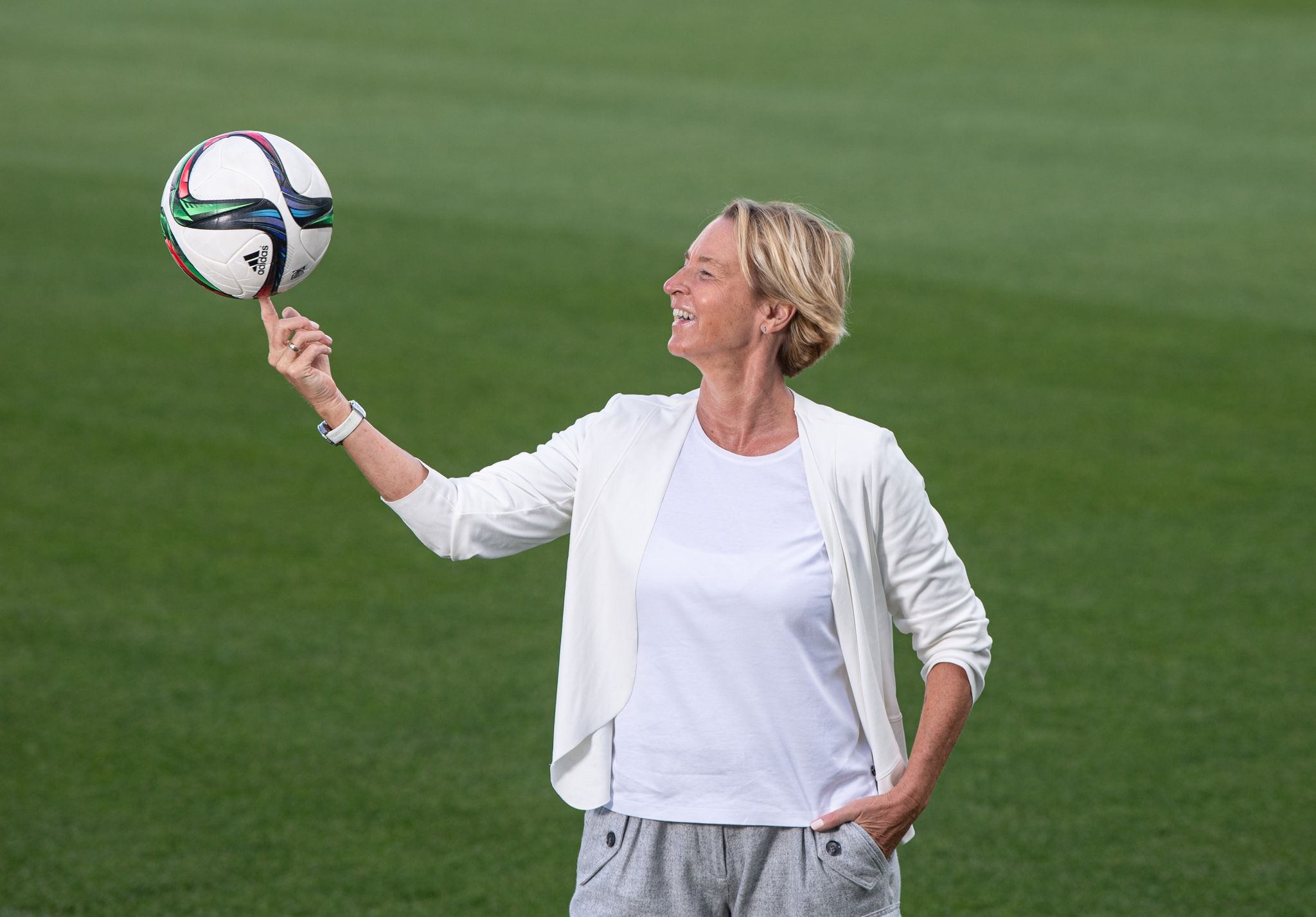 «Totale Vorfreude» und Respekt: DFB-Frauen starten EM-Reise