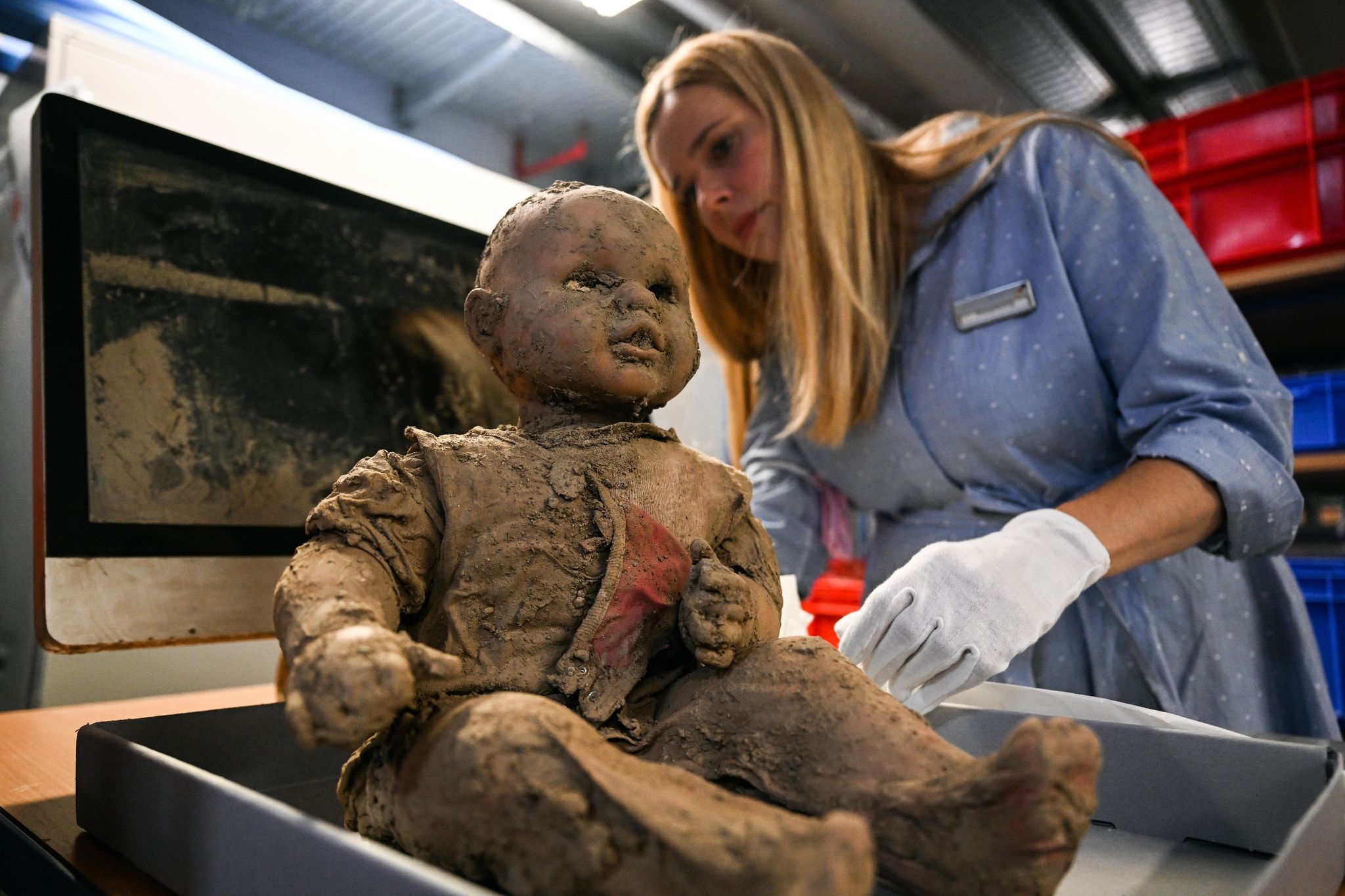 Wie konserviert man Dreck? – Die Flutkatastrophe im Museum