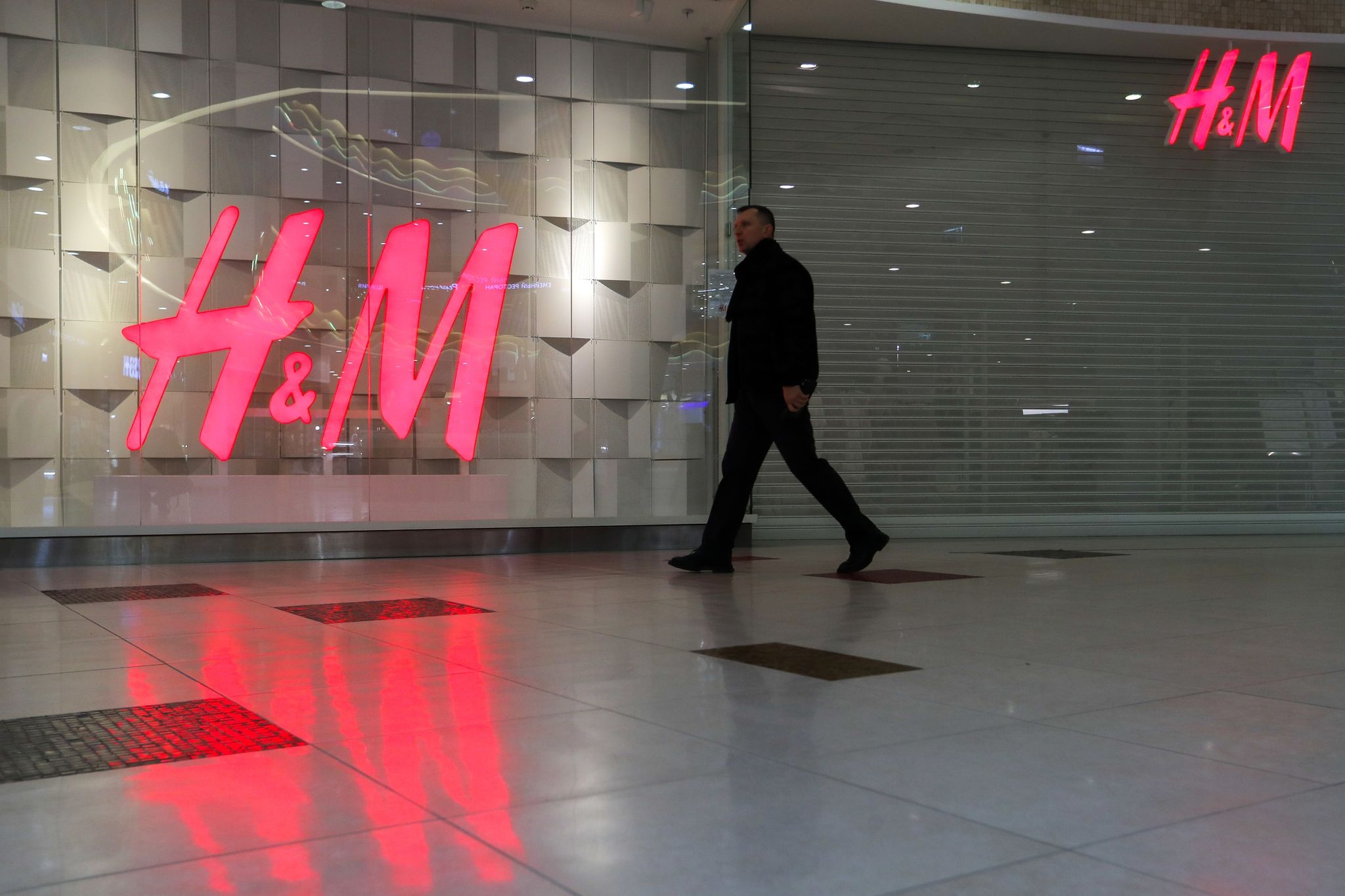 H&M schließt alle Filialen